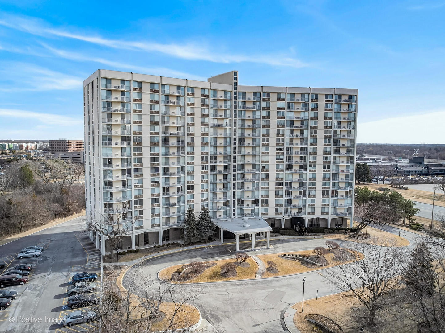 40 N Tower Road #2F, Oak Brook, IL 60523