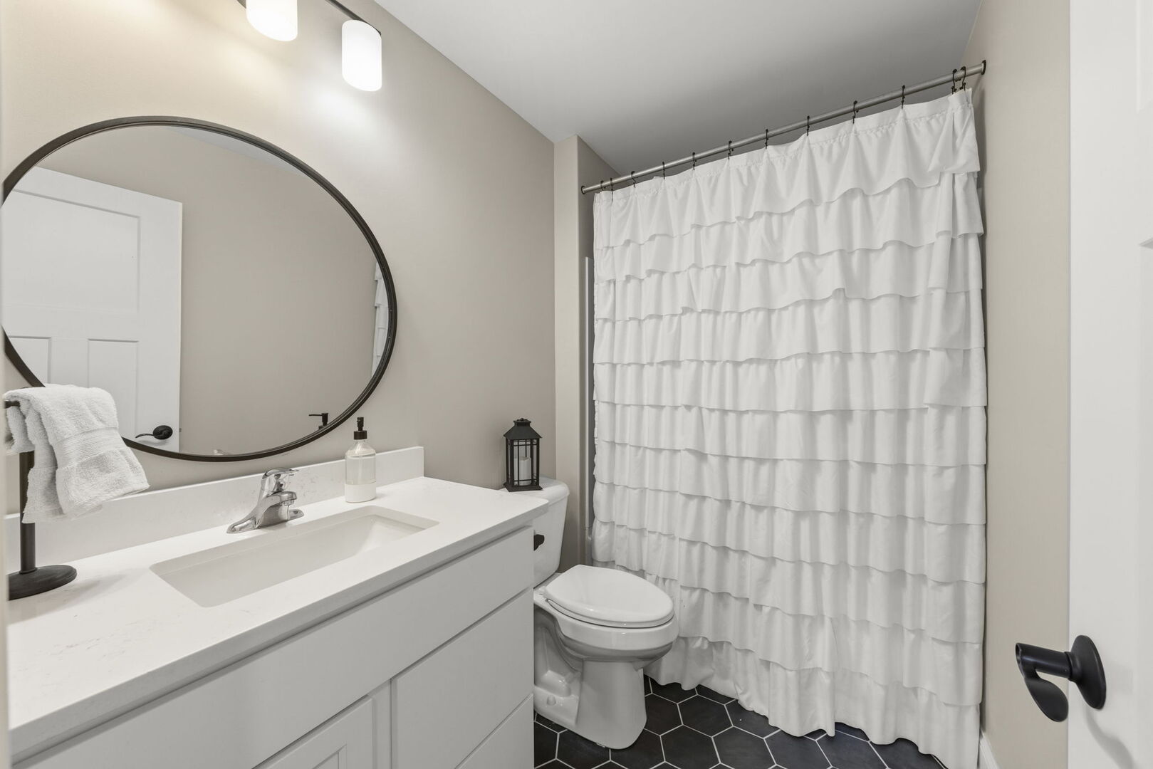 24454 Isabel Lane, Shorewood, IL 60404