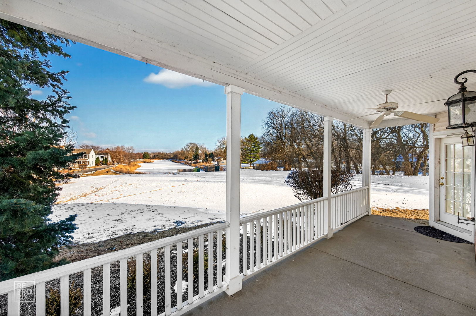 187 Eisenhower Drive, Oswego, IL 60543