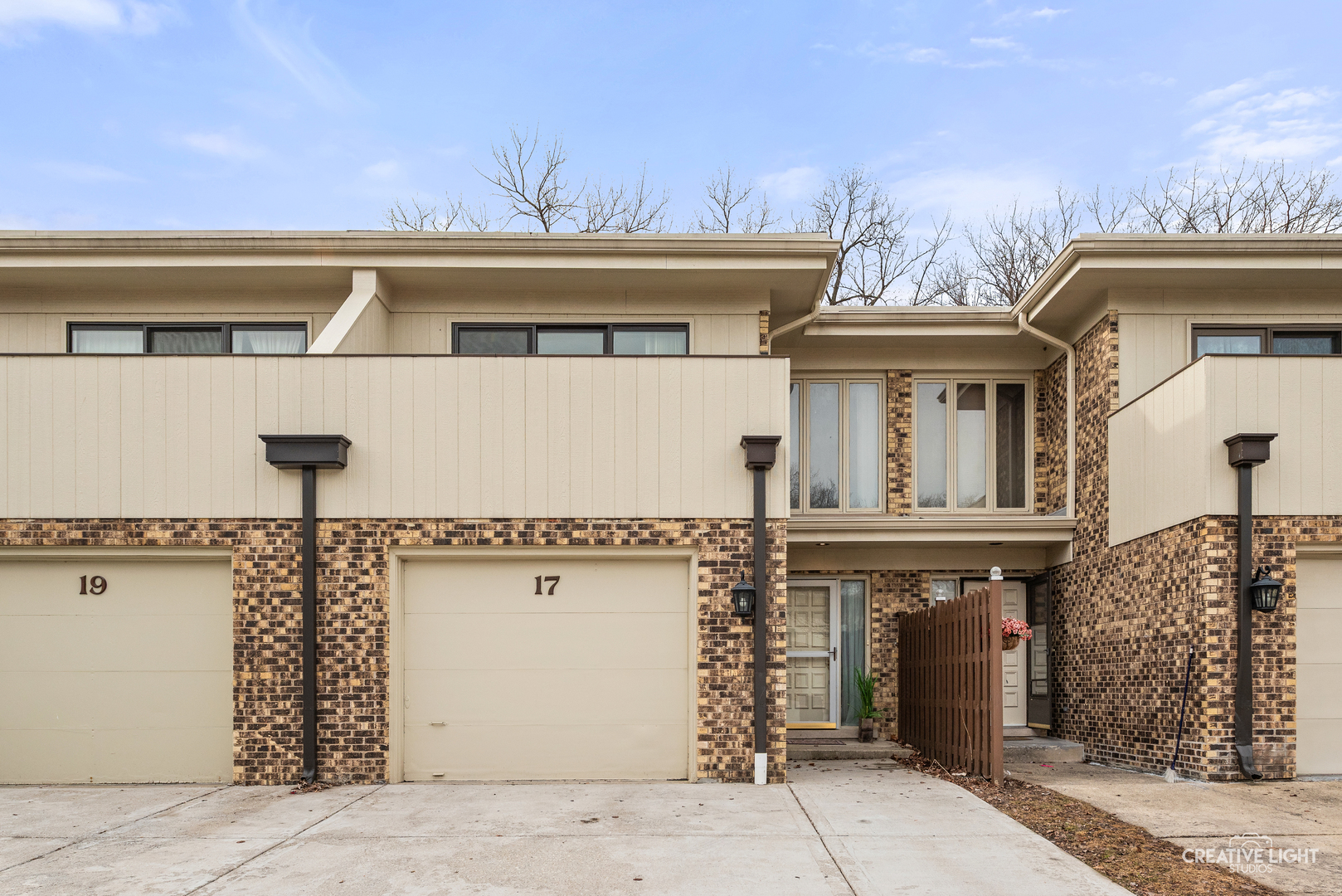 17 Sorrento Drive, Palos Heights, IL 60463