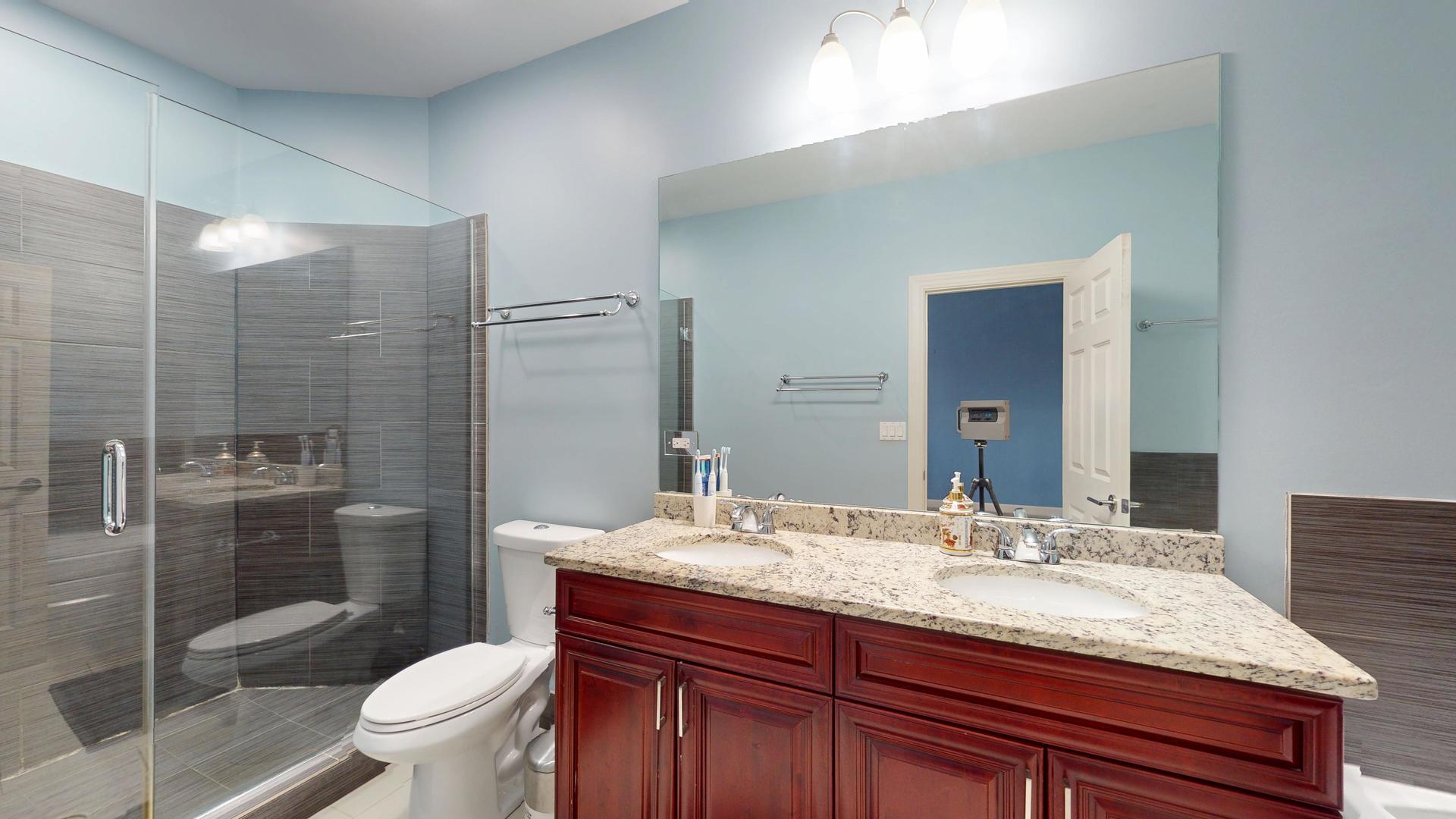 28 Legacy Lane, Wheeling, IL 60090