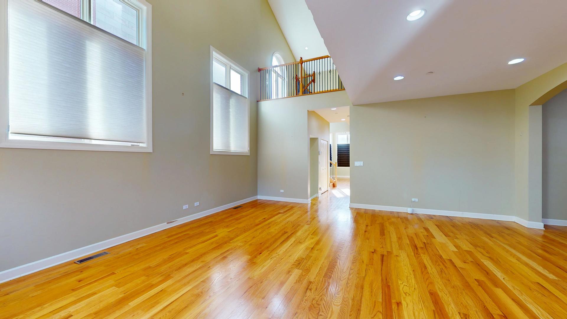 28 Legacy Lane, Wheeling, IL 60090