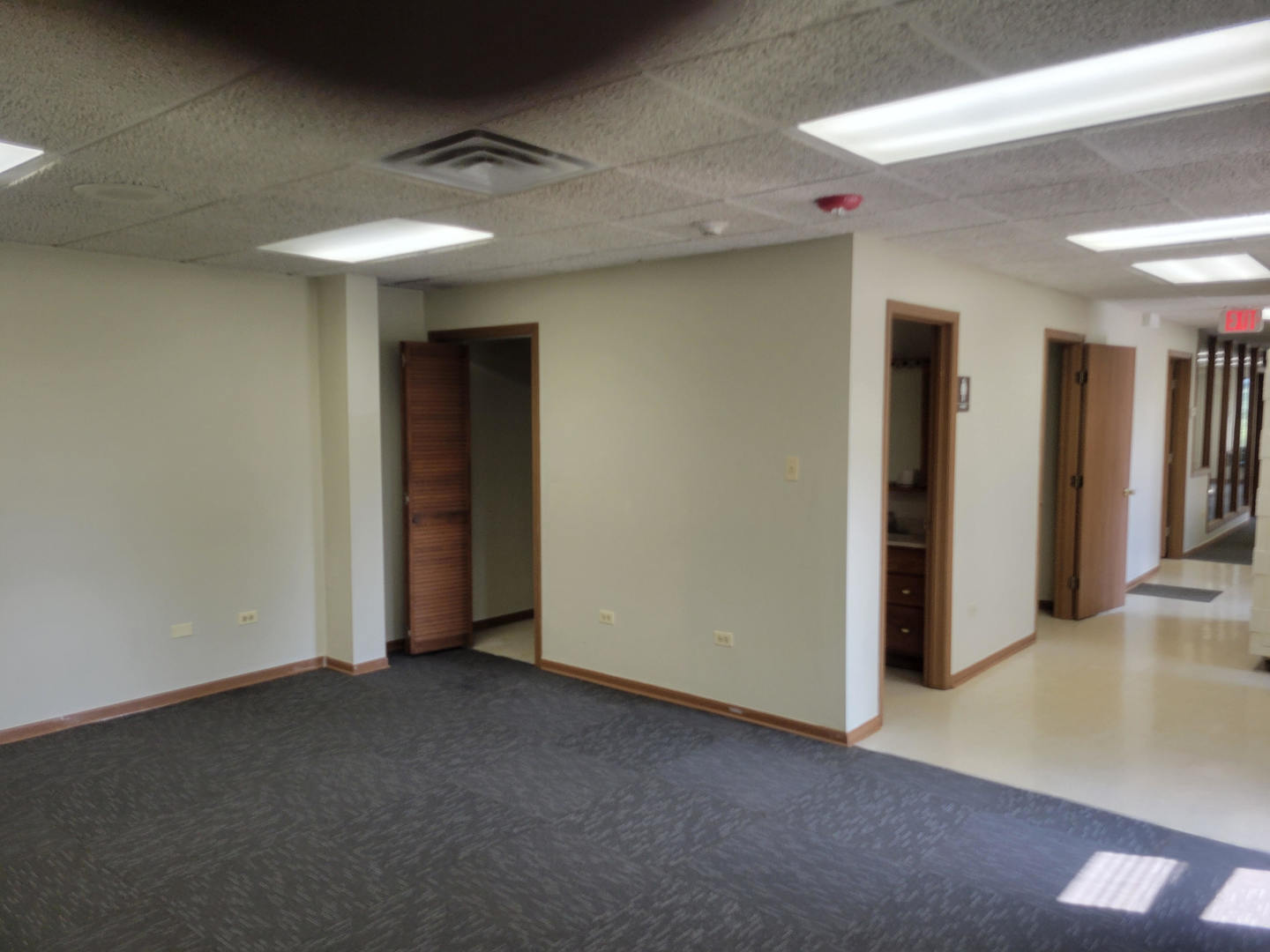 6655 Kitty Avenue, Chicago Ridge, IL 60415