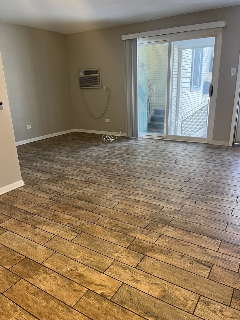 14601 S Keystone Avenue #B4, Midlothian, IL 60445