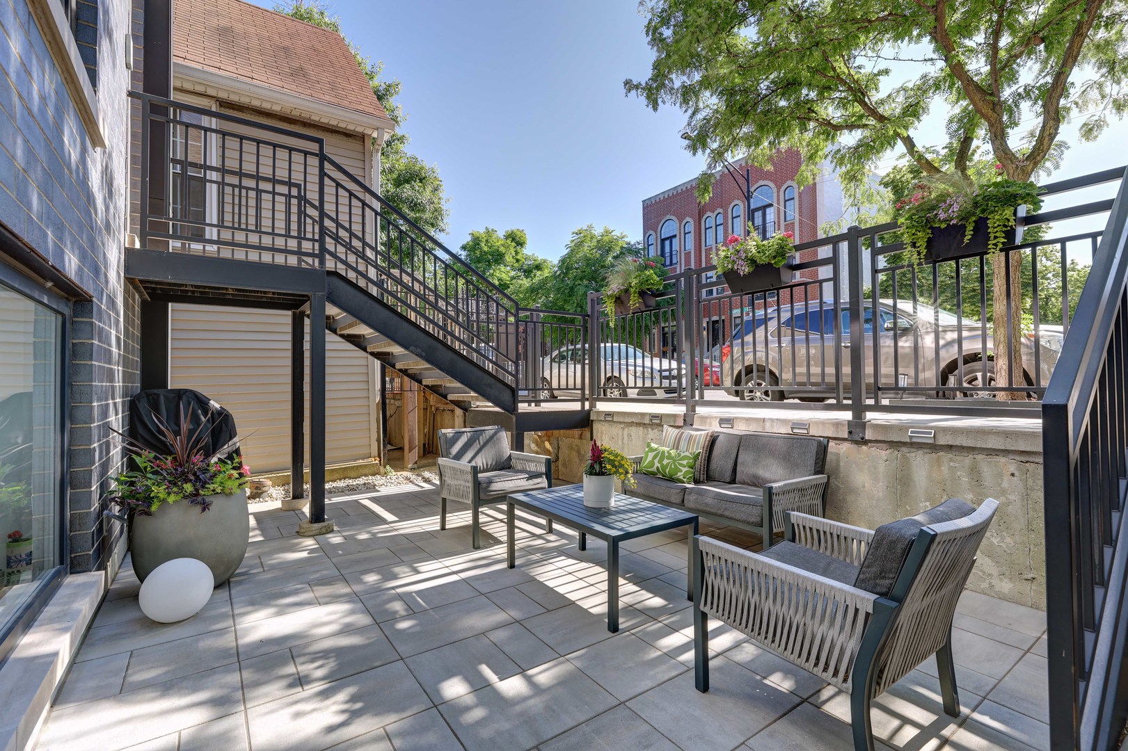 1631 S Carpenter Street #1, Chicago, IL 60608