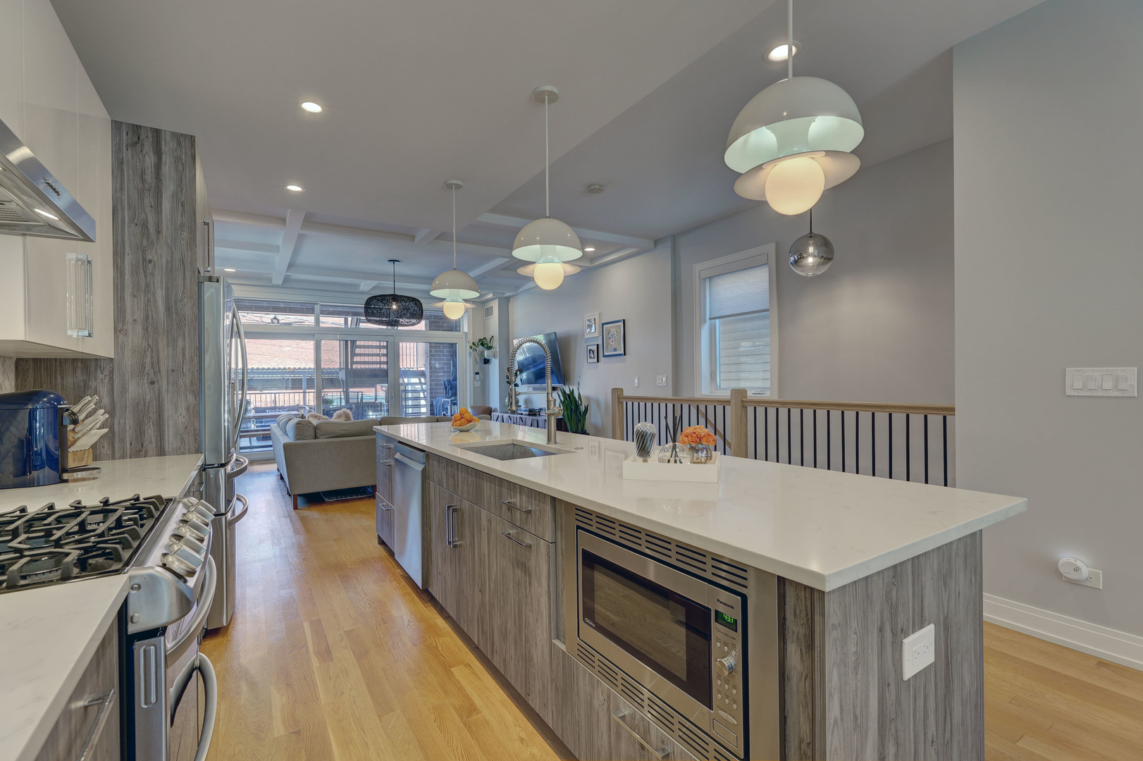 1631 S Carpenter Street #1, Chicago, IL 60608