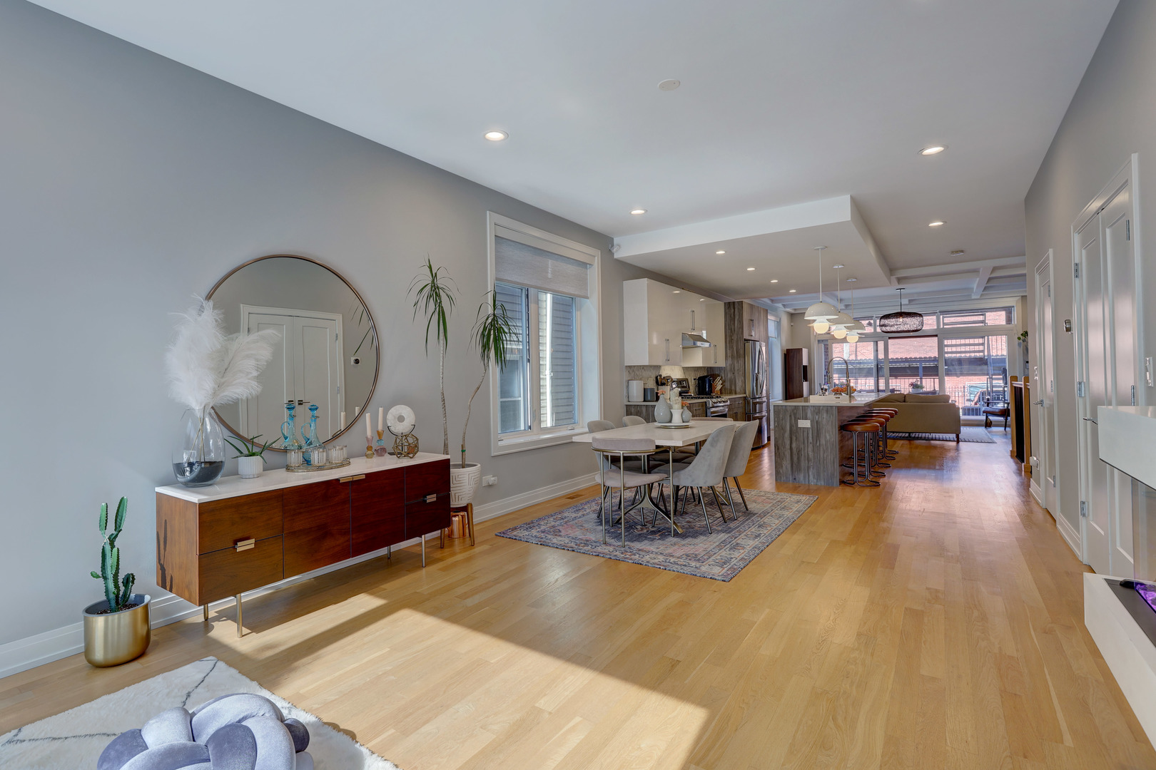 1631 S Carpenter Street #1, Chicago, IL 60608