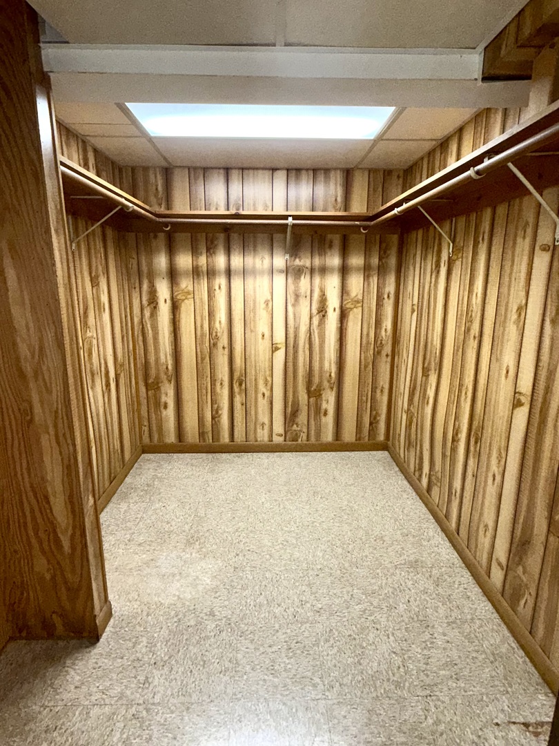 267 N Idlewild Avenue, Mundelein, IL 60060