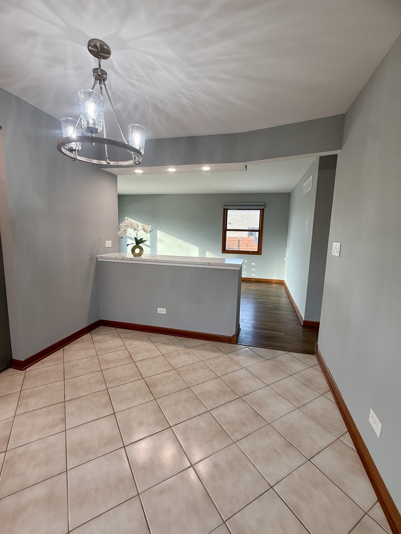 267 N Idlewild Avenue, Mundelein, IL 60060