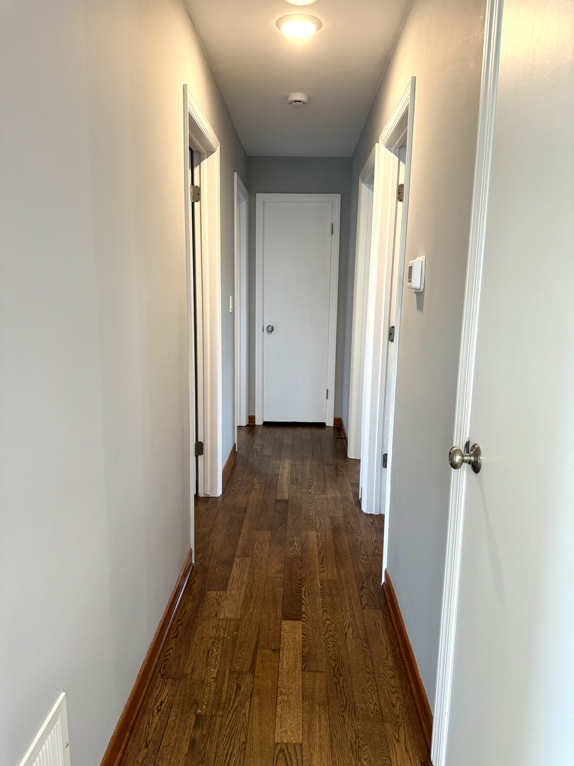 267 N Idlewild Avenue, Mundelein, IL 60060