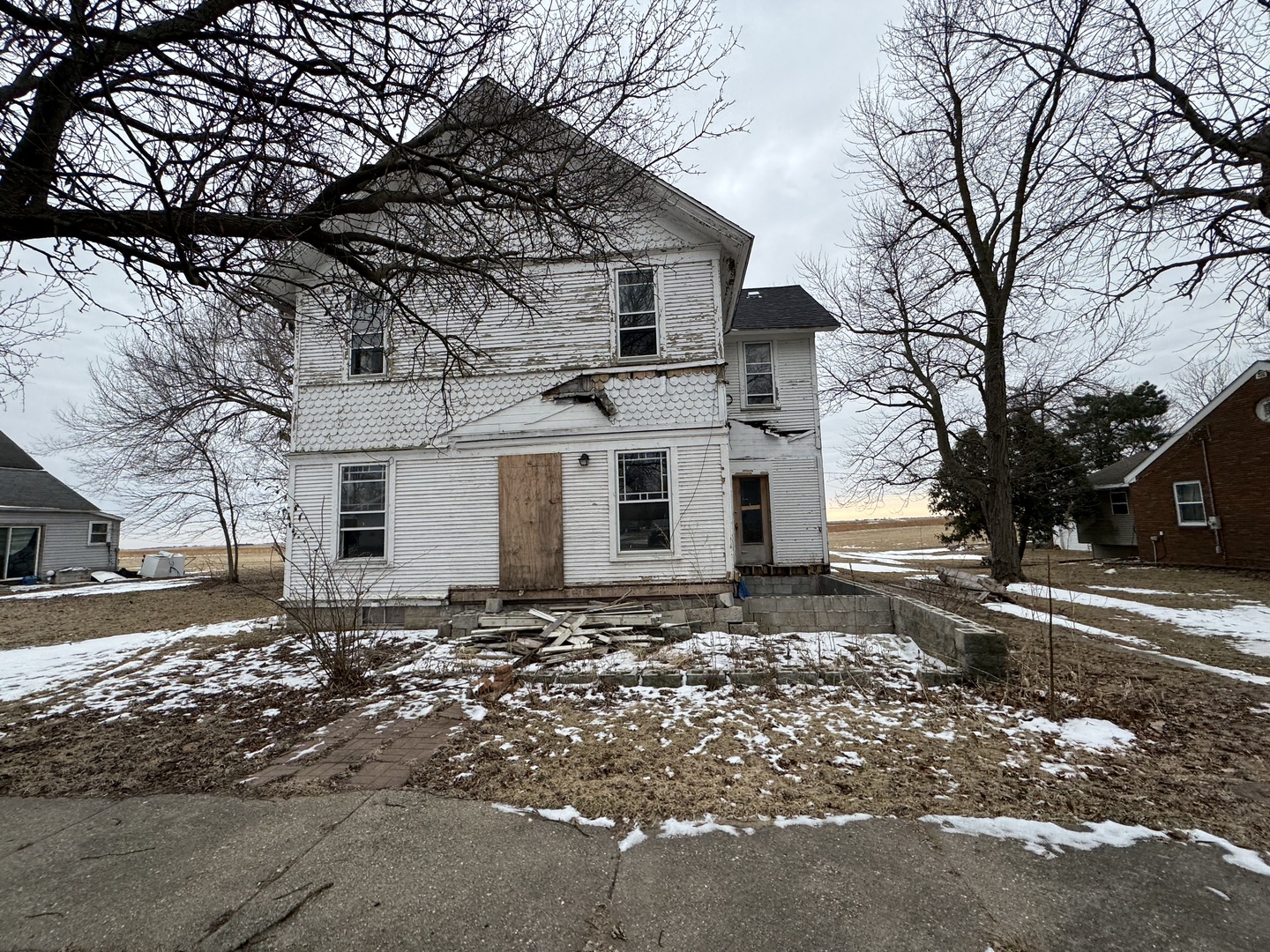 108 Main Street, Kempton, IL 60946