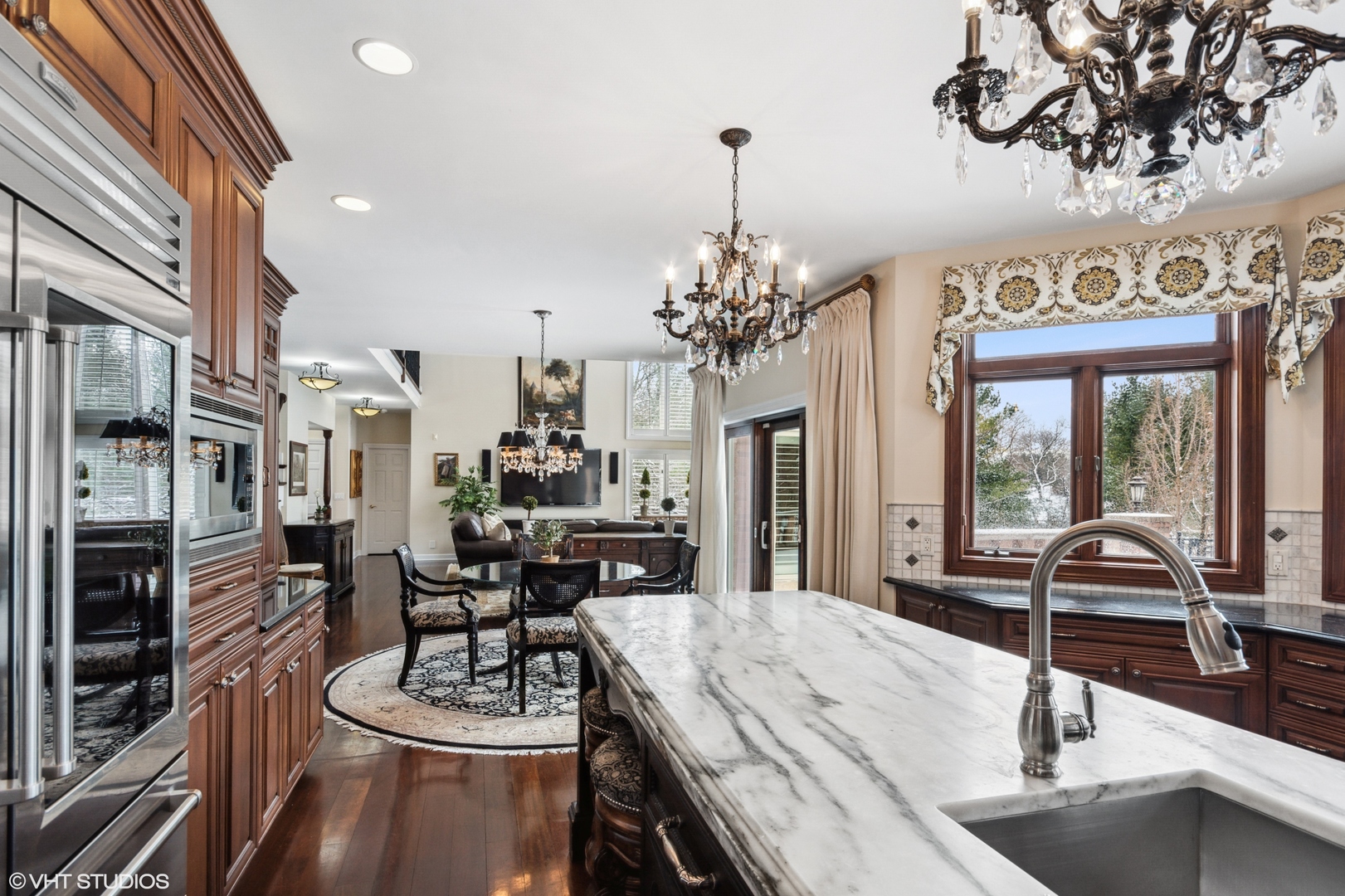 11 Moate Lane, Barrington Hills, IL 60010