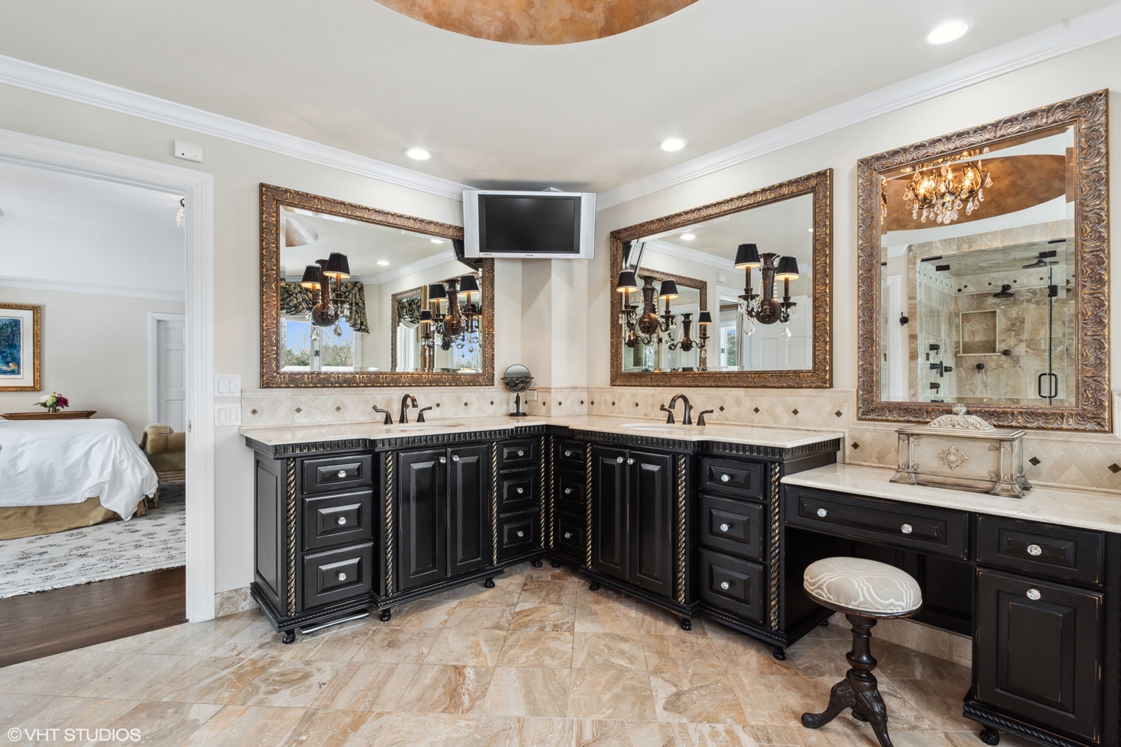 11 Moate Lane, Barrington Hills, IL 60010