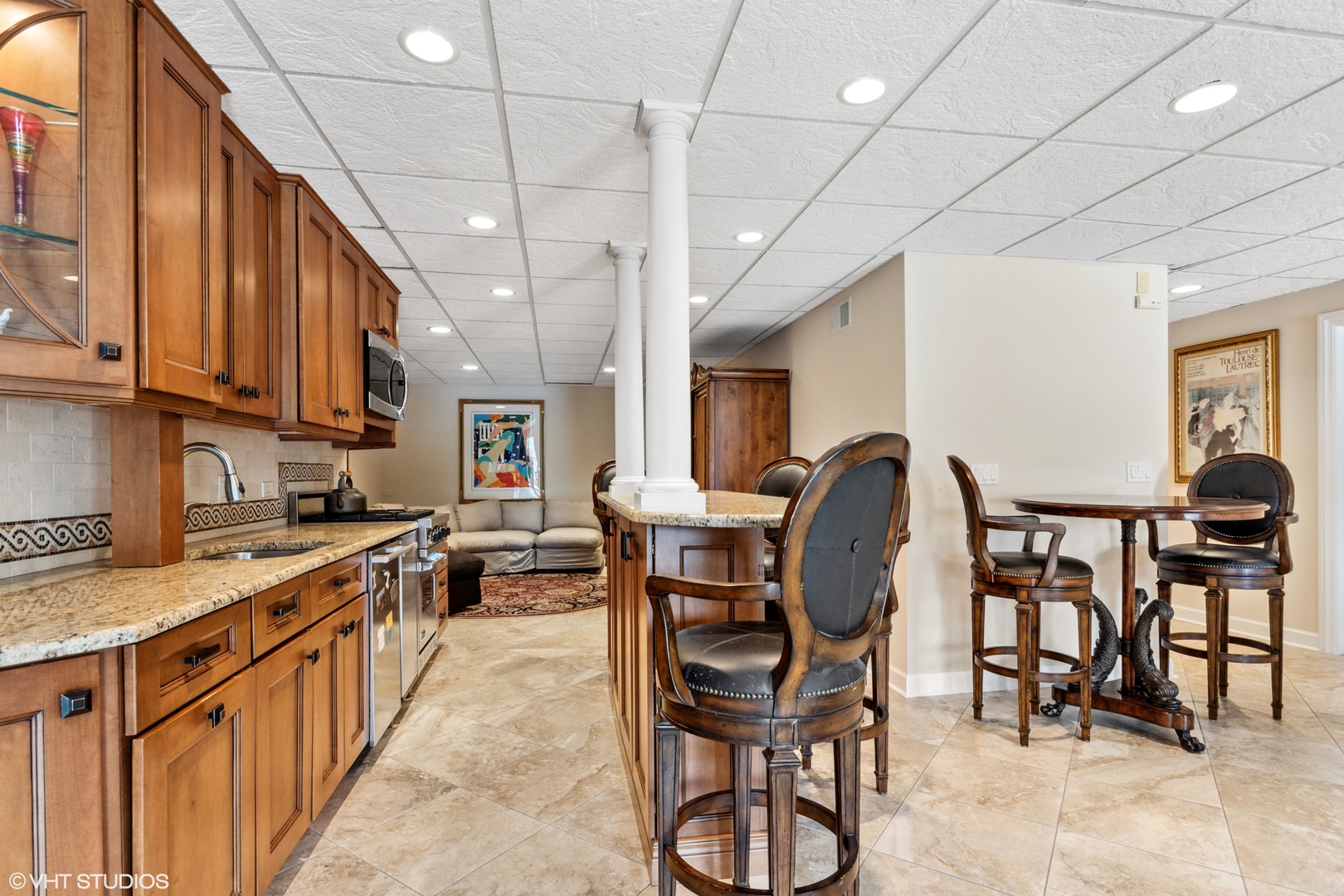 11 Moate Lane, Barrington Hills, IL 60010