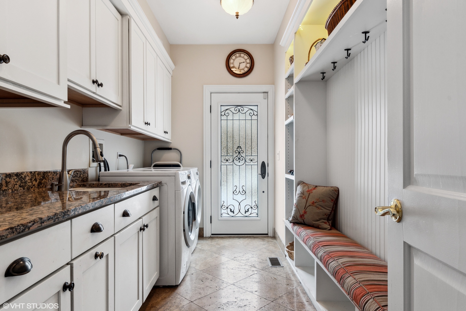 11 Moate Lane, Barrington Hills, IL 60010