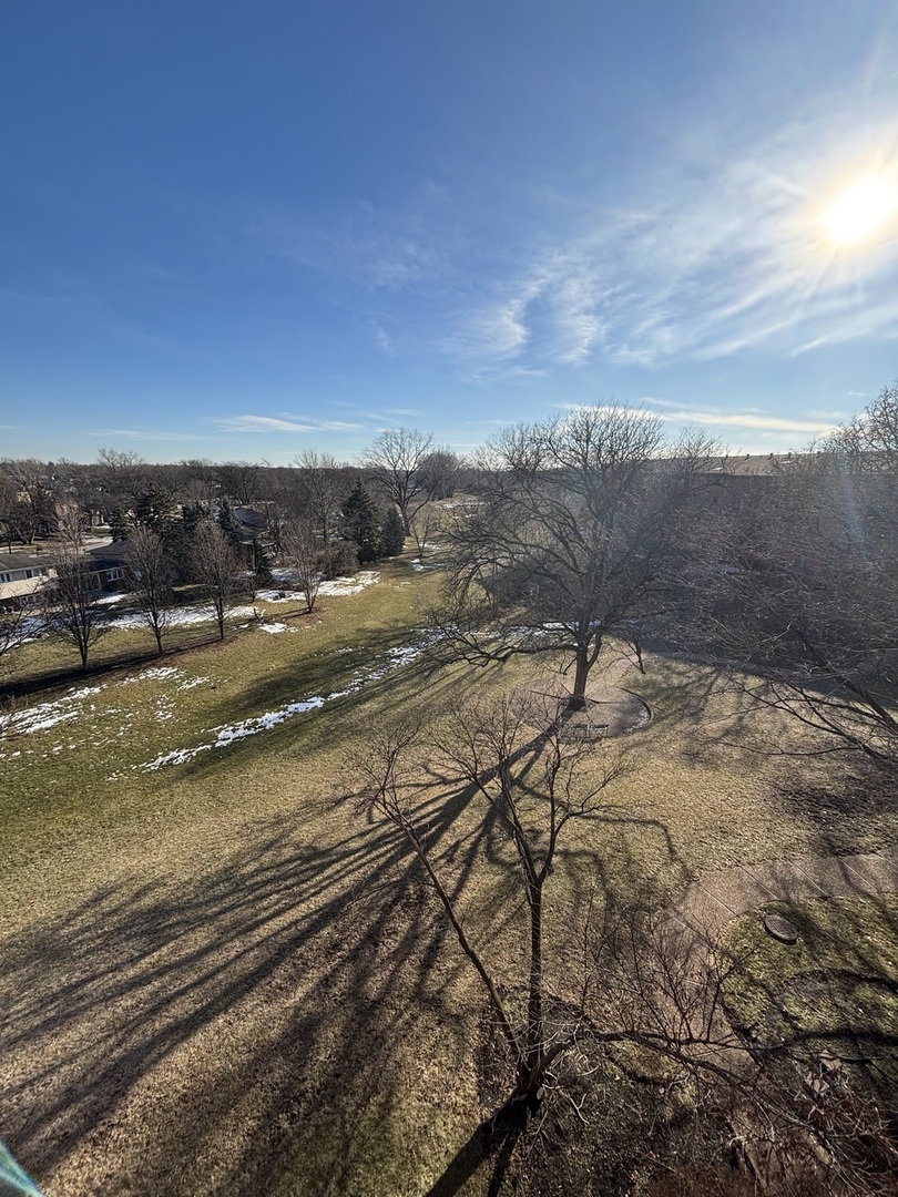 709 79th Street #408, Darien, IL 60561