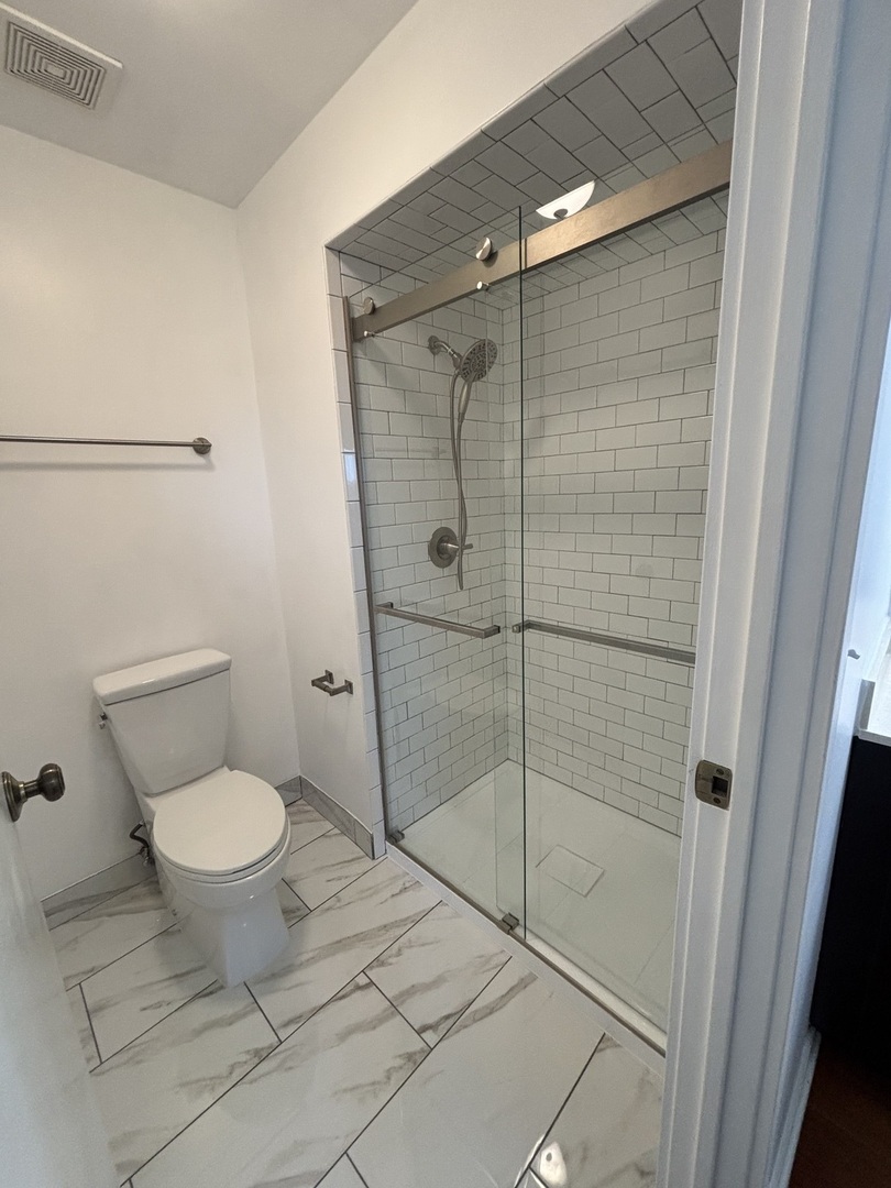 709 79th Street #408, Darien, IL 60561