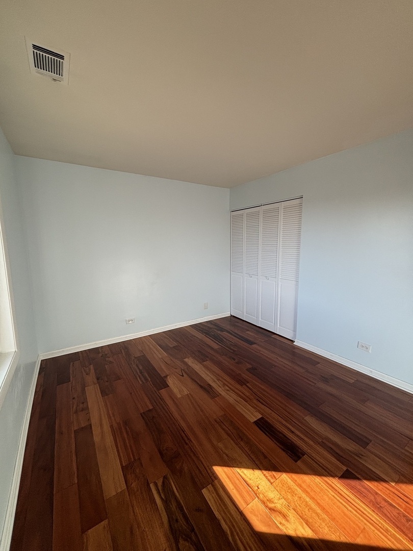 709 79th Street #408, Darien, IL 60561