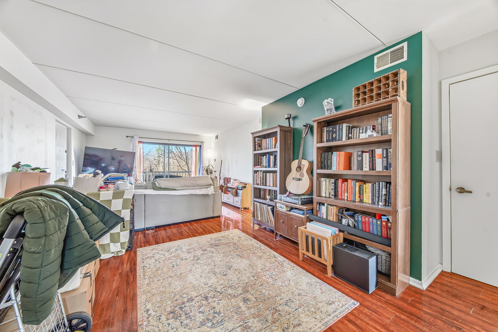 5980 Lake Bluff Drive #202, Tinley Park, IL 60477