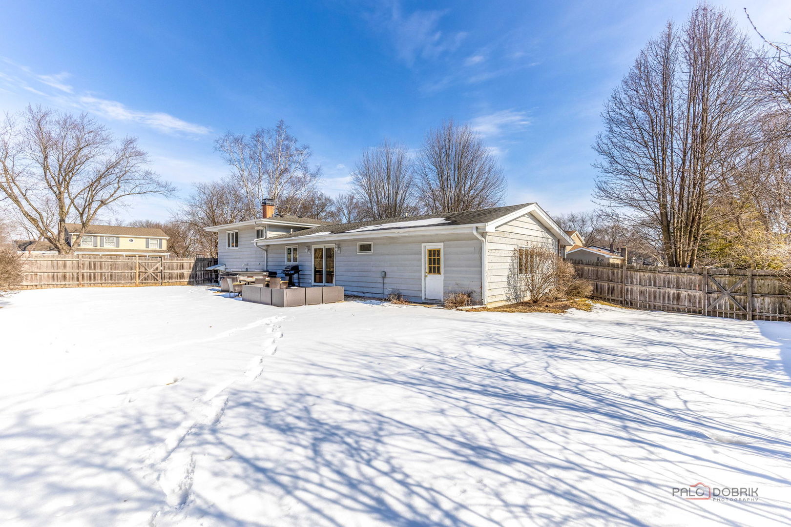 705 S Dymond Road, Libertyville, IL 60048