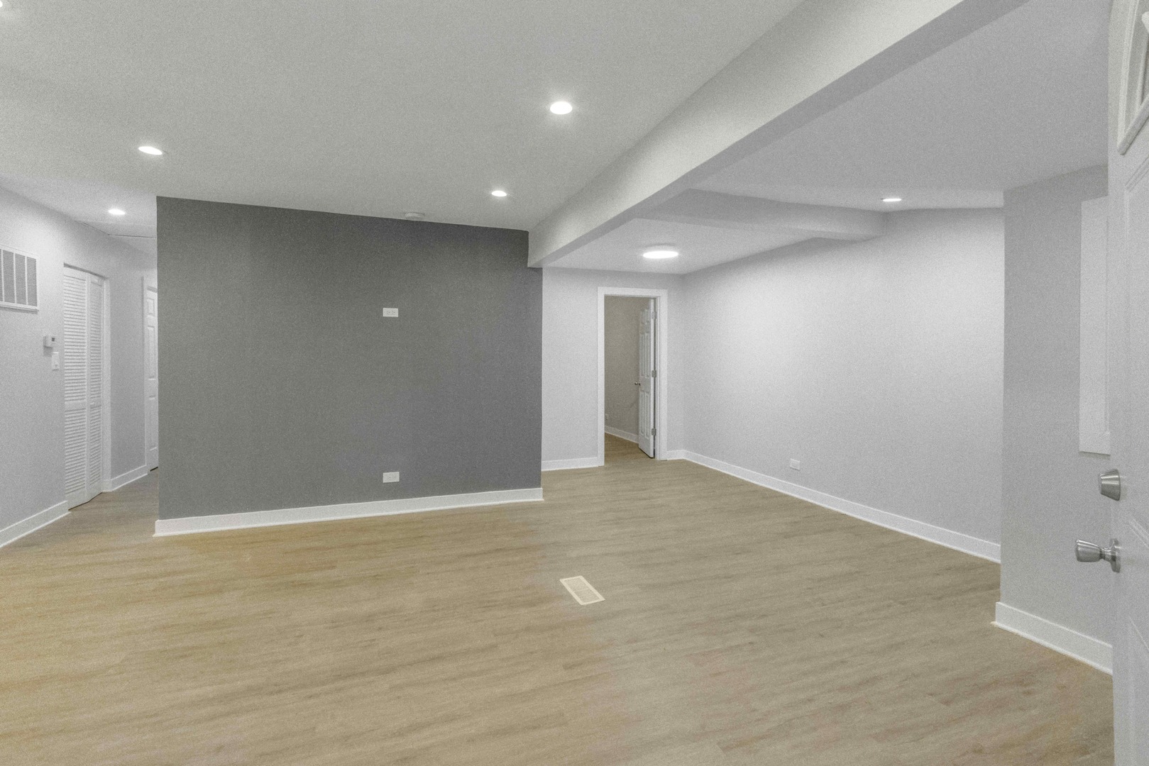 22339 Strassburg Avenue, Sauk Village, IL 60411