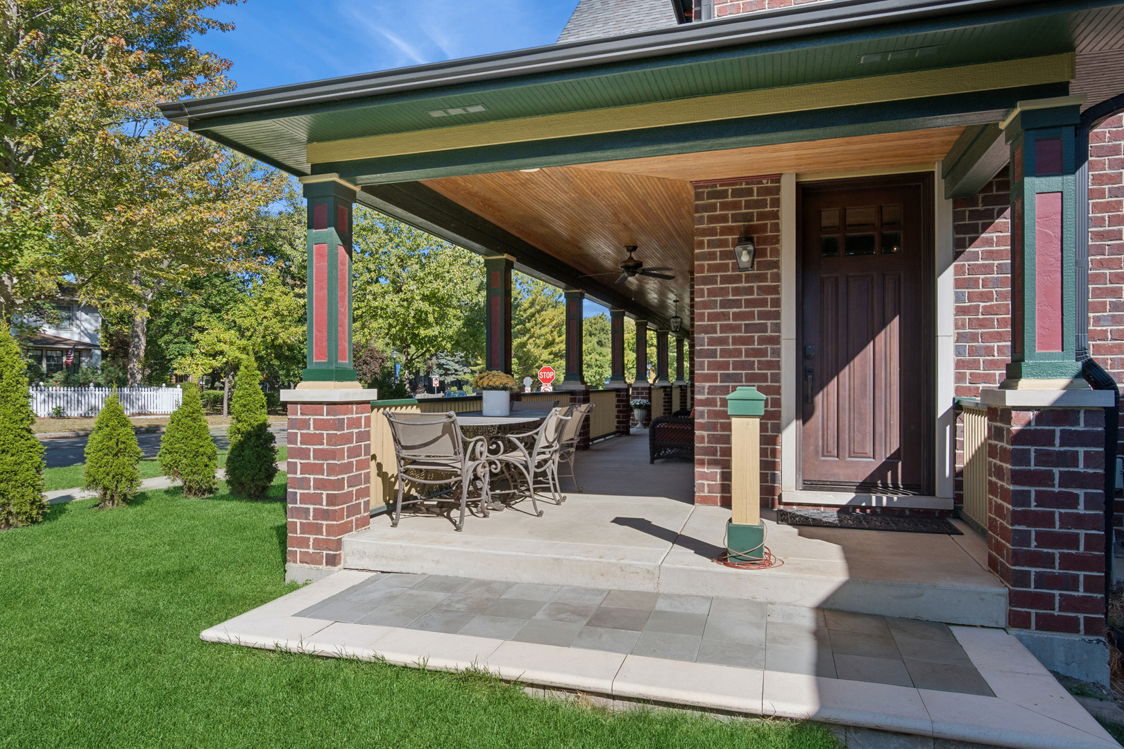 203 S Columbia Street, Naperville, IL 60540