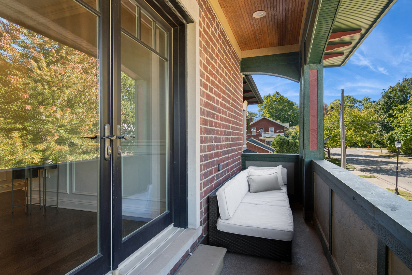 203 S Columbia Street, Naperville, IL 60540