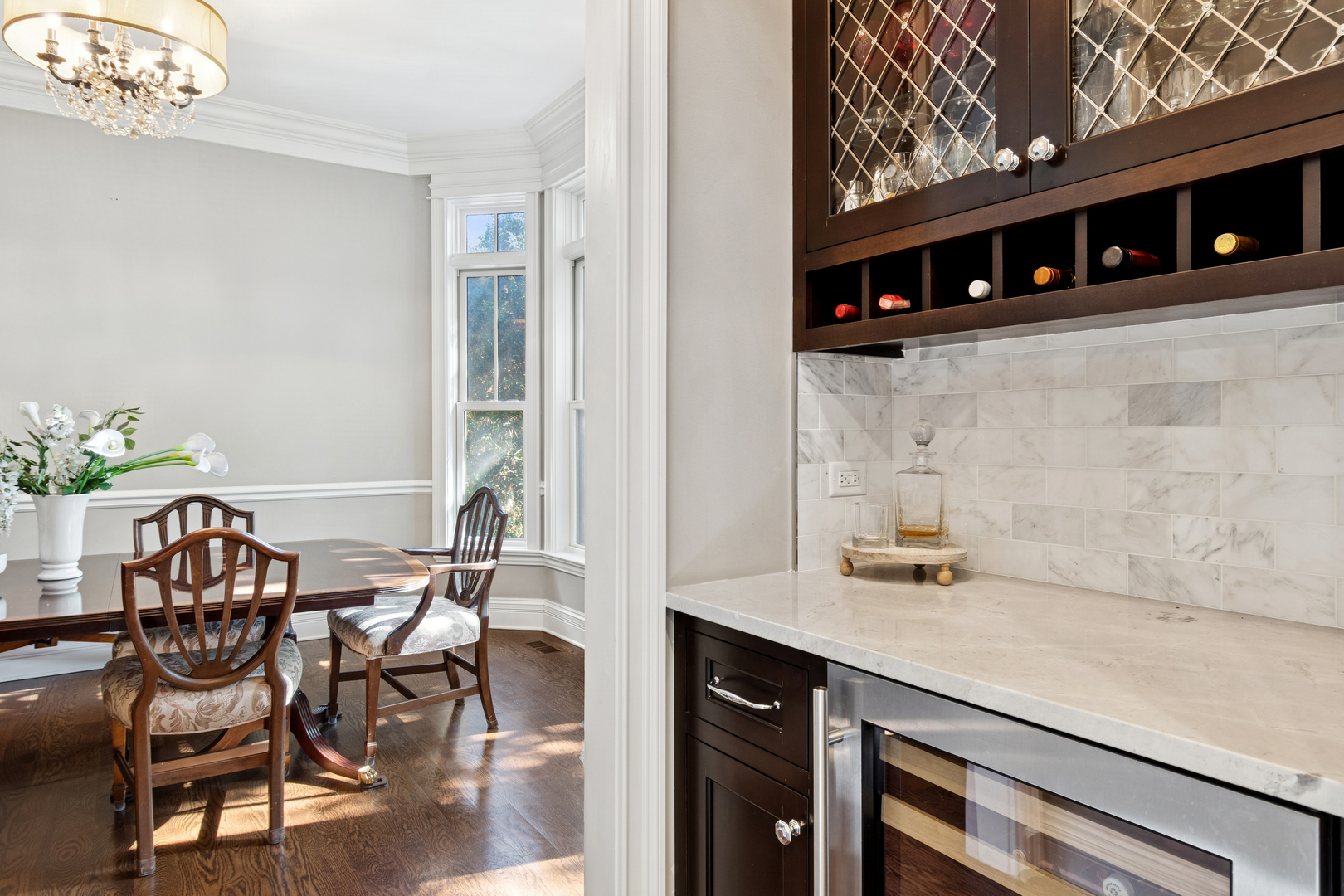 203 S Columbia Street, Naperville, IL 60540