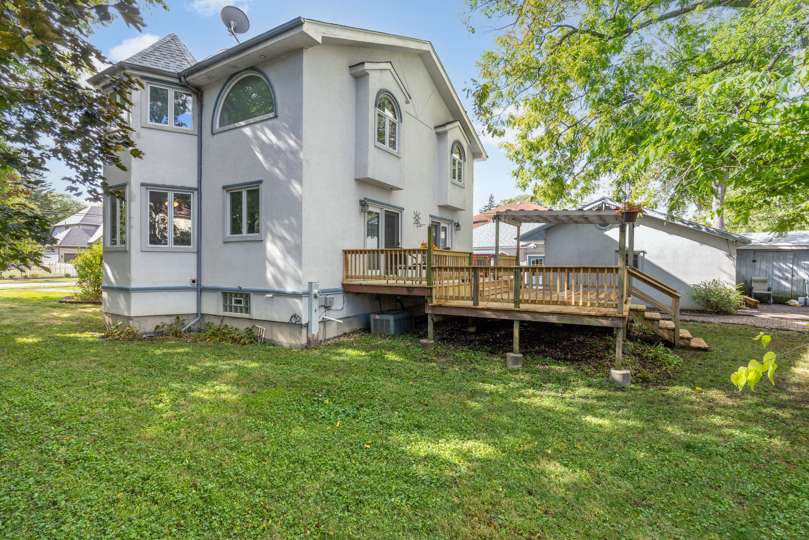 316 E Highland Avenue, Villa Park, IL 60181