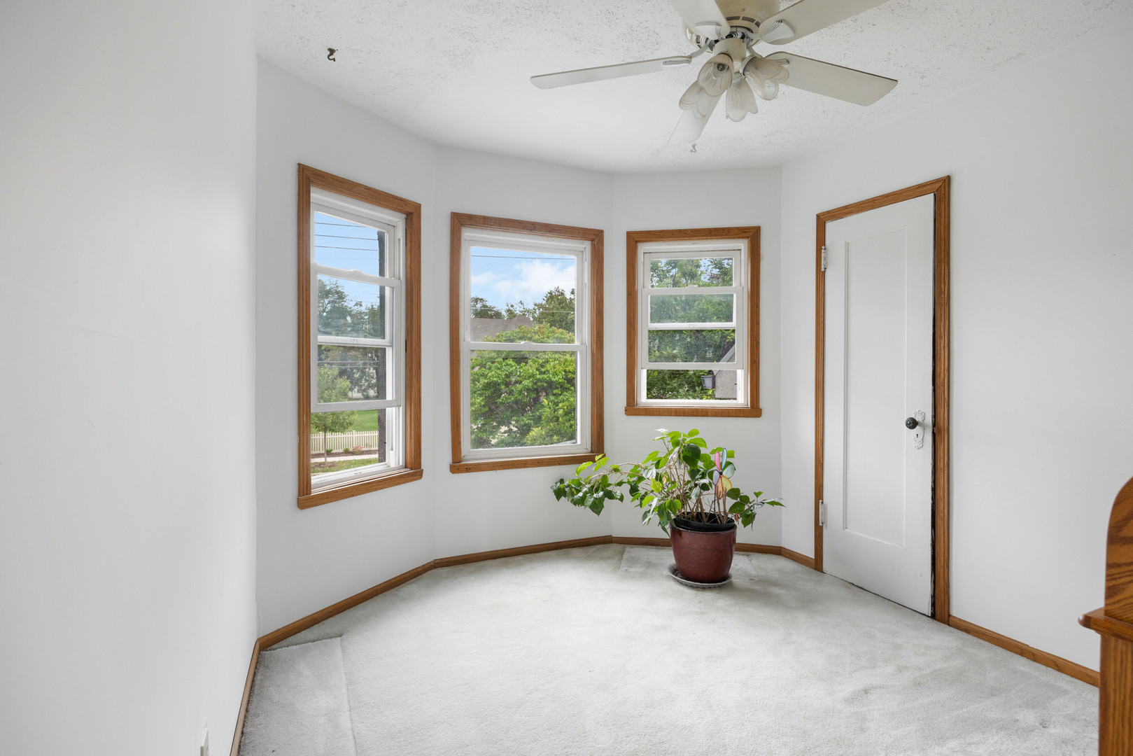 316 E Highland Avenue, Villa Park, IL 60181