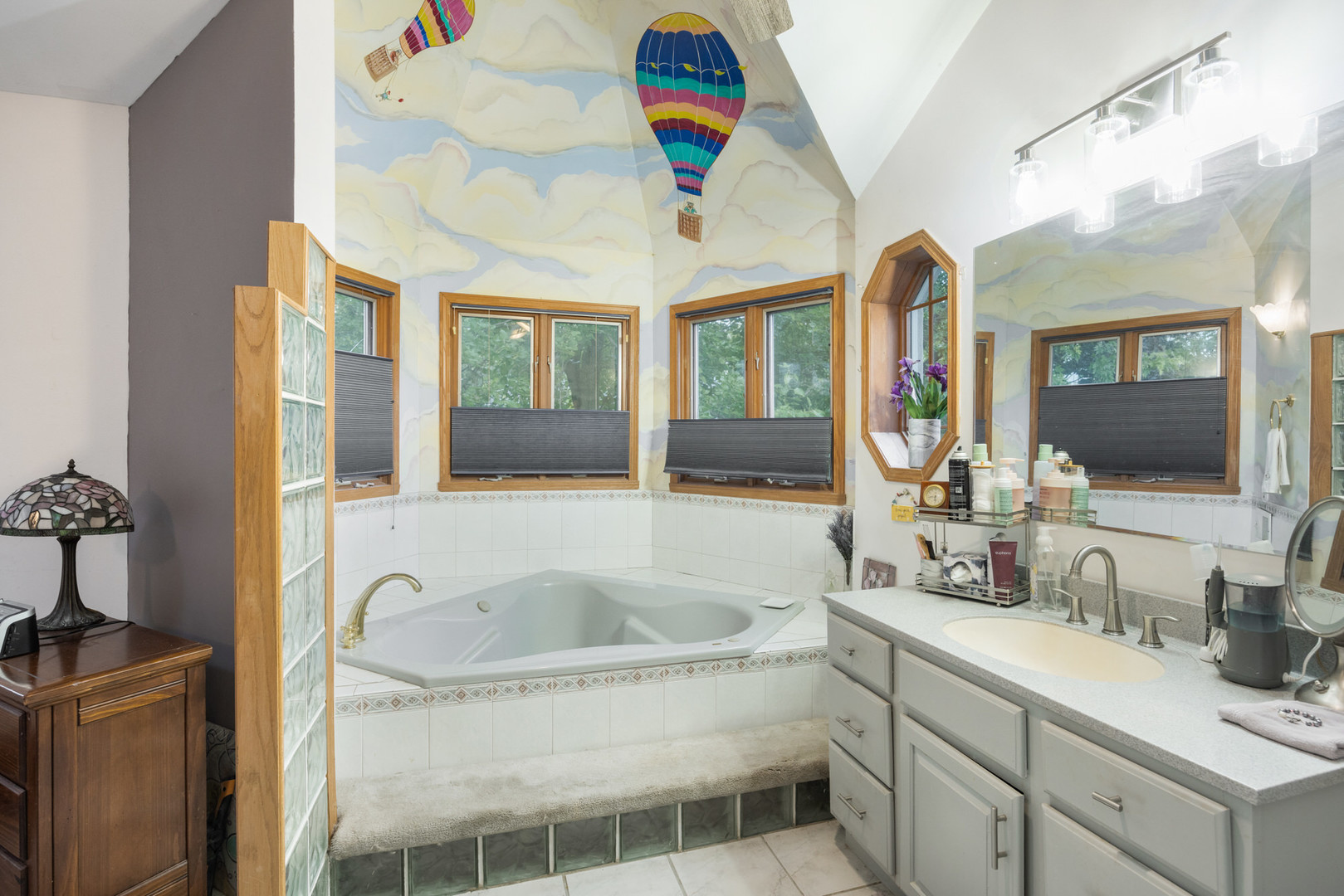 316 E Highland Avenue, Villa Park, IL 60181