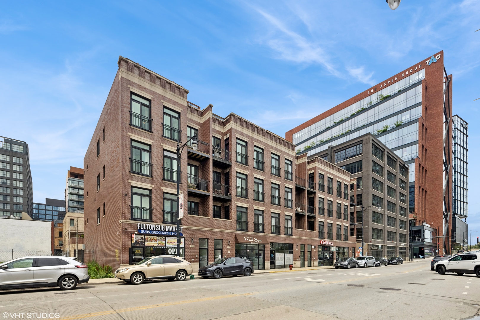 210 N Halsted Street #4, Chicago, IL 60661