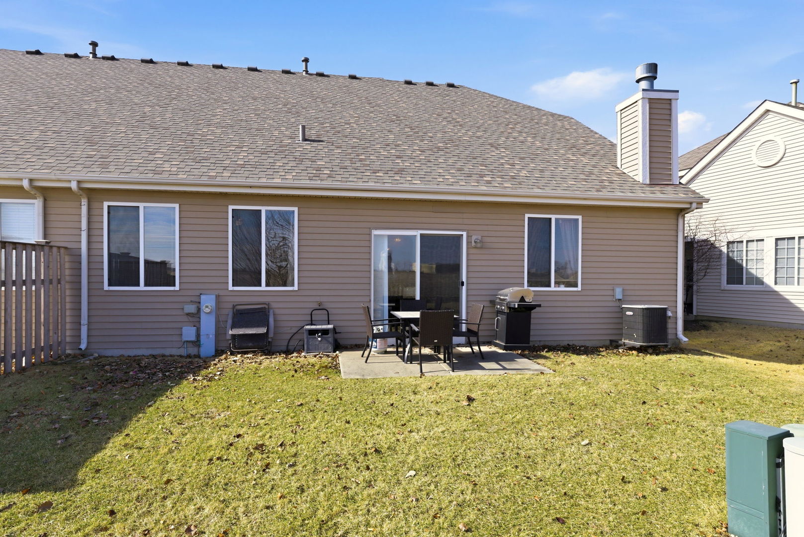 2202 Tremont Lane, Joliet, IL 60431