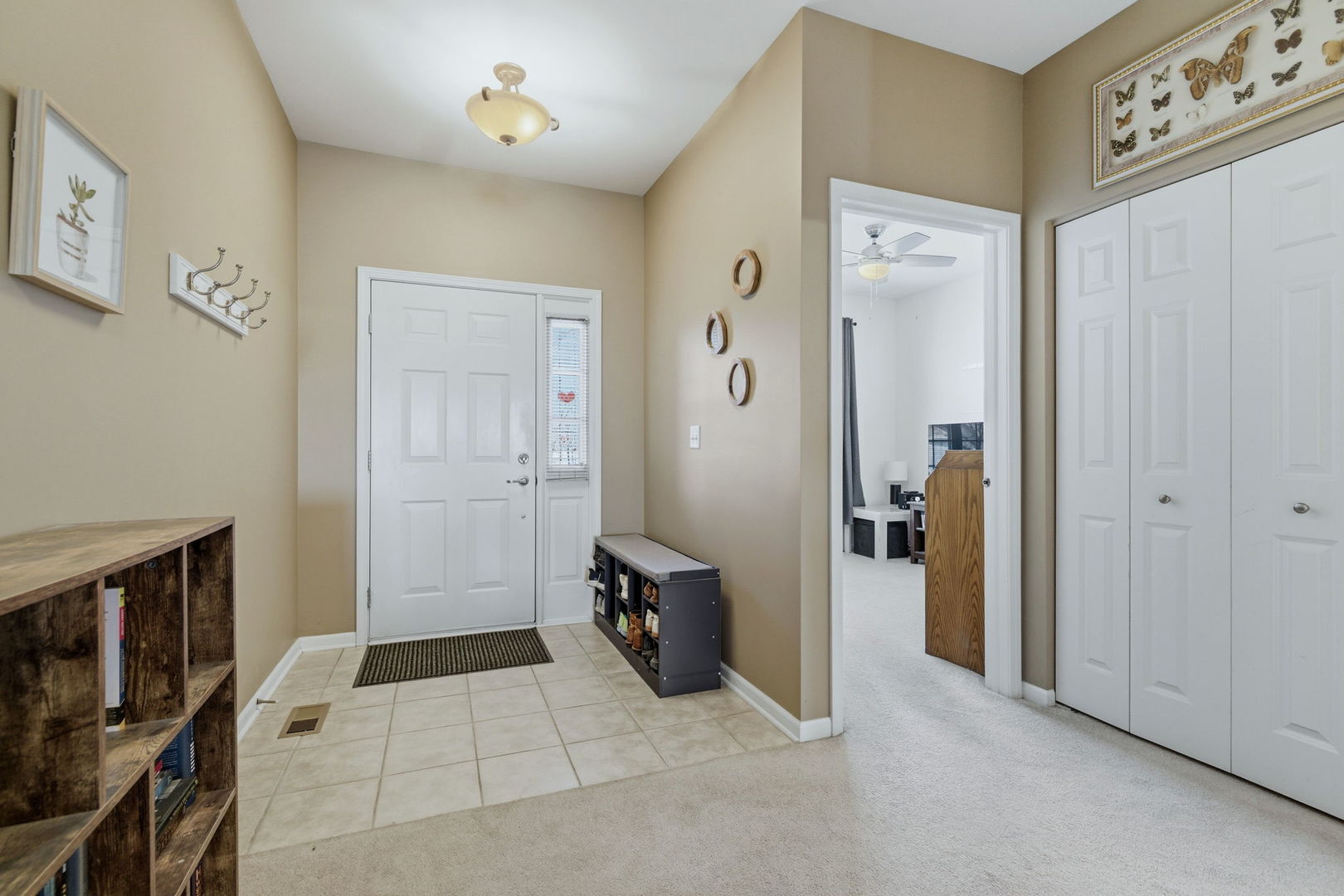 2202 Tremont Lane, Joliet, IL 60431