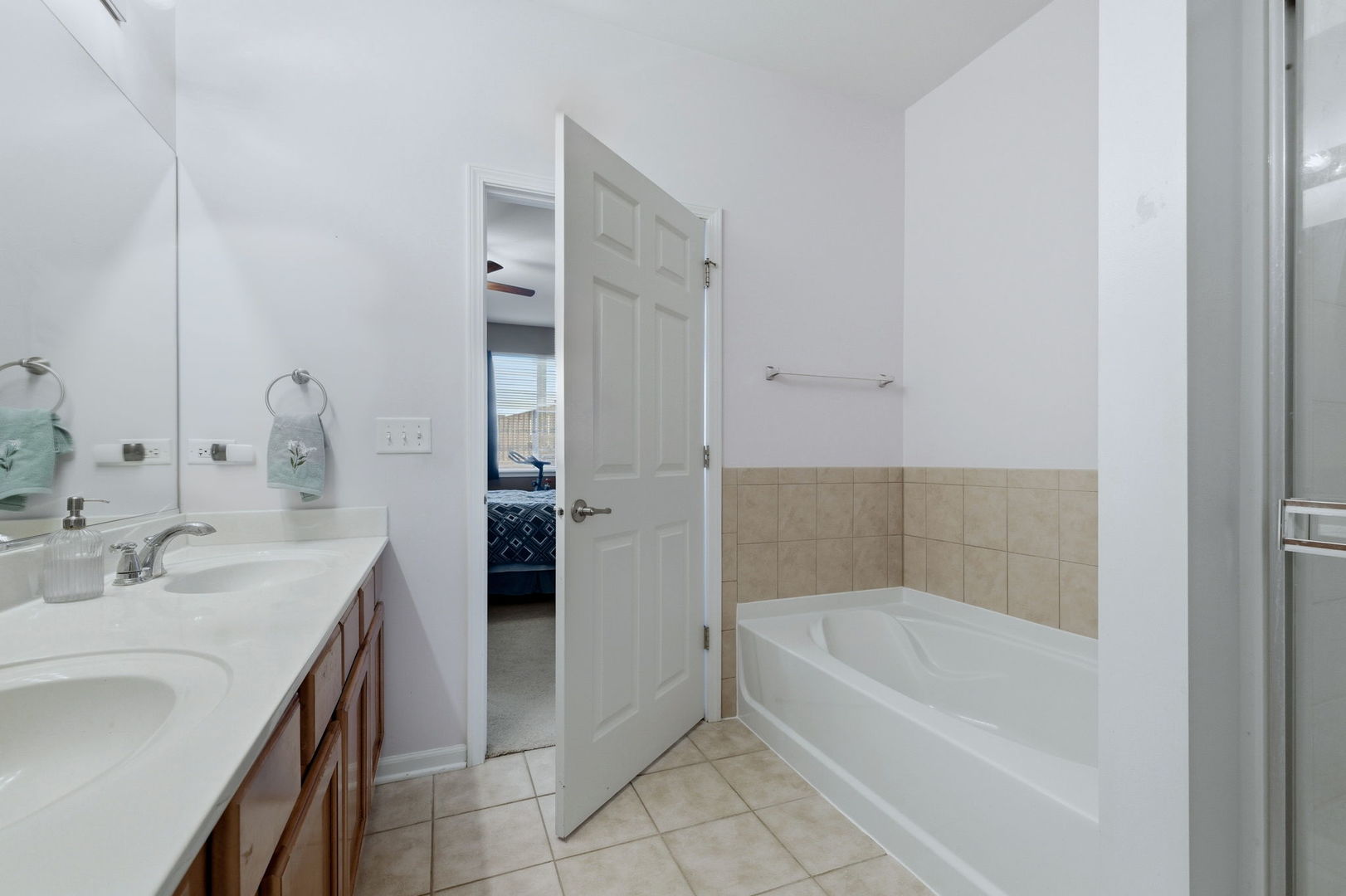 2202 Tremont Lane, Joliet, IL 60431