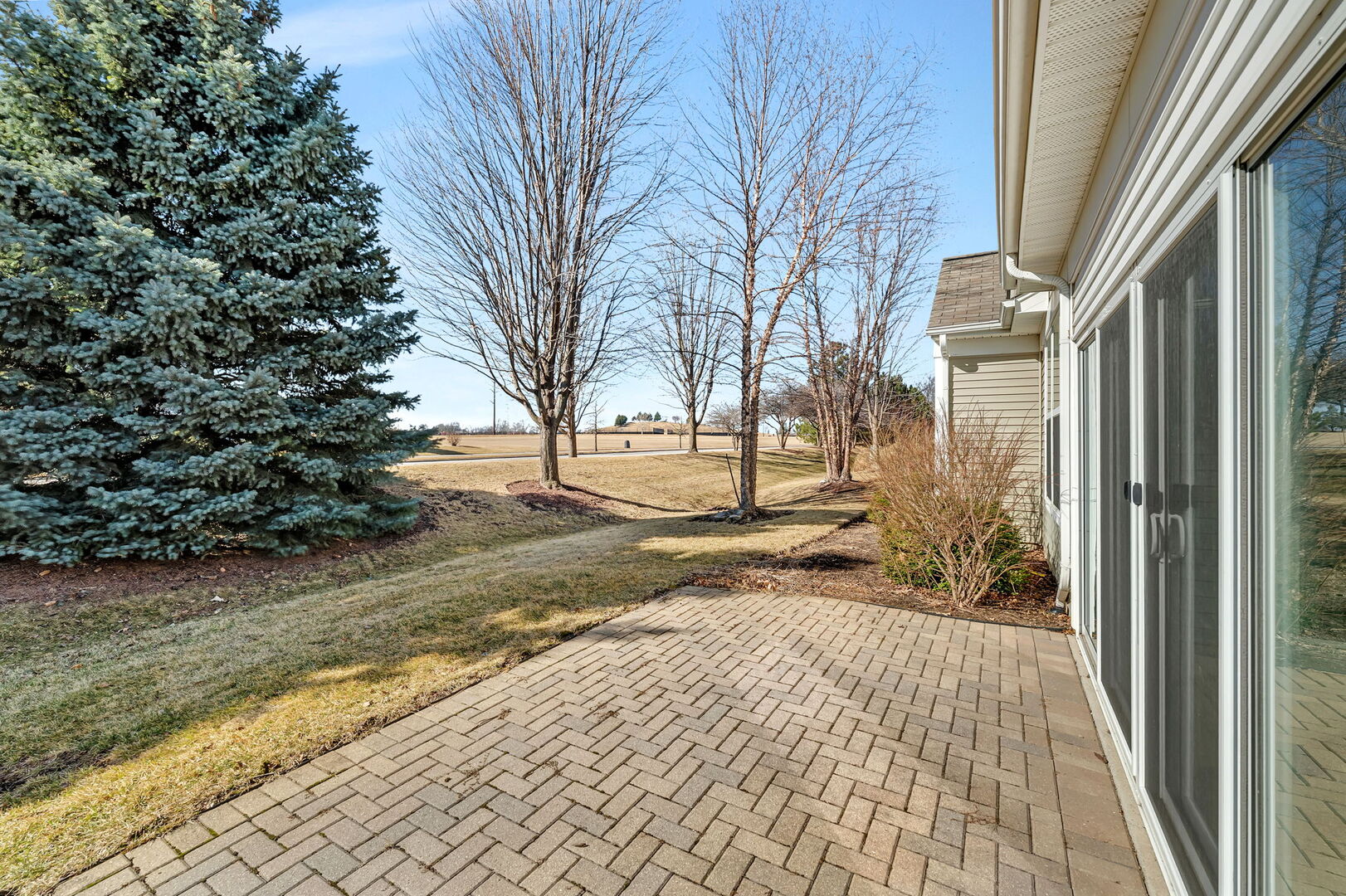 717 Pleasant Drive, Shorewood, IL 60404