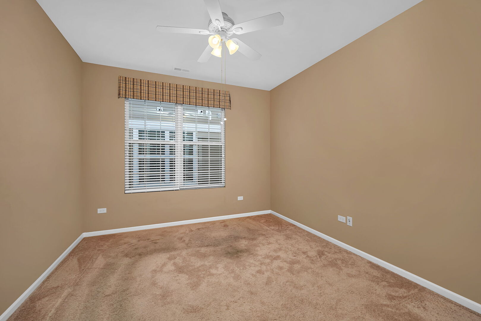 717 Pleasant Drive, Shorewood, IL 60404