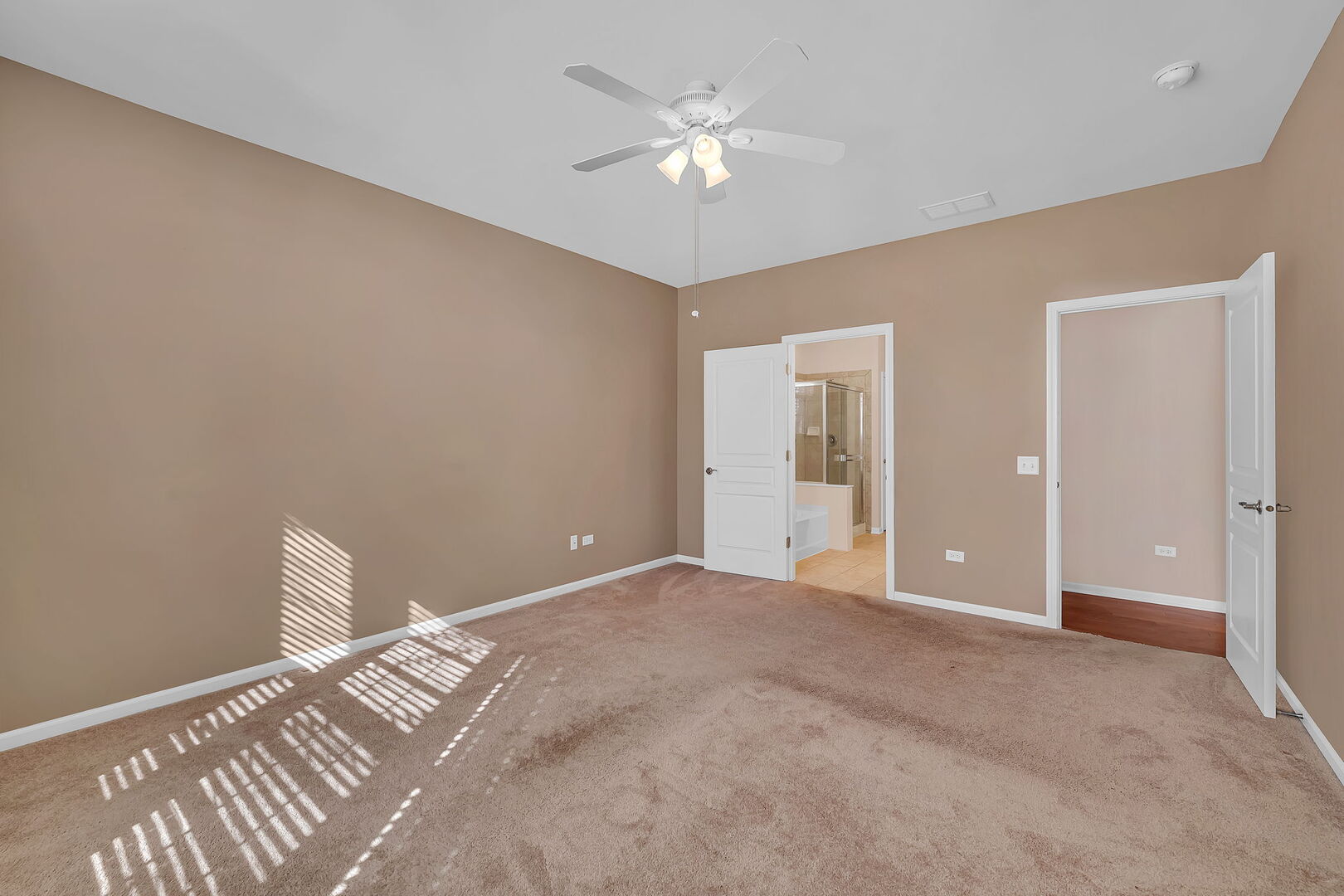 717 Pleasant Drive, Shorewood, IL 60404