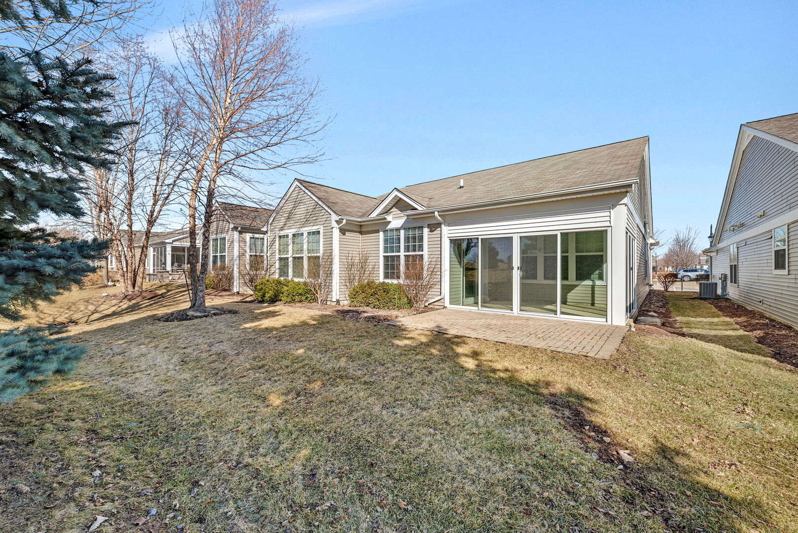 717 Pleasant Drive, Shorewood, IL 60404