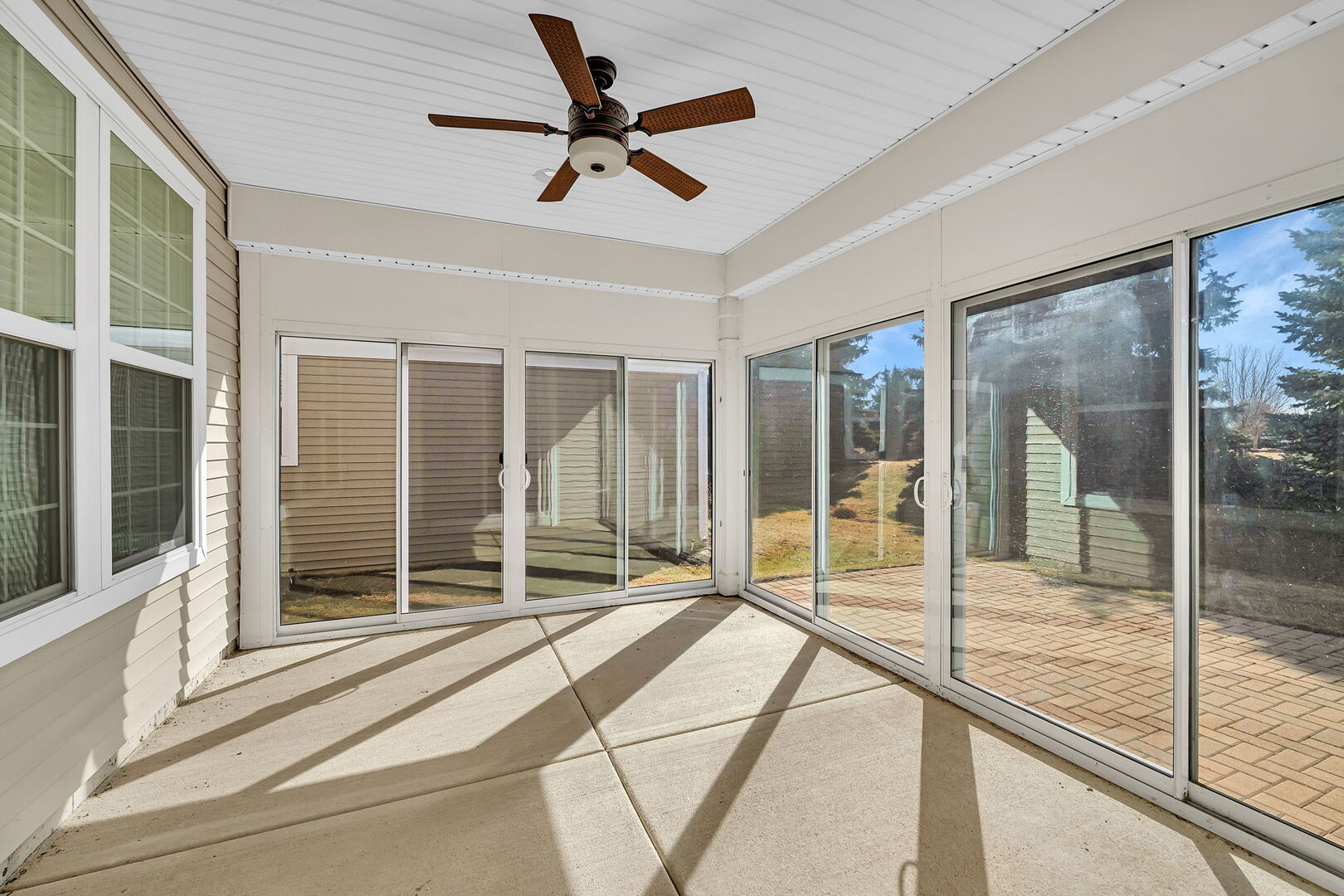 717 Pleasant Drive, Shorewood, IL 60404