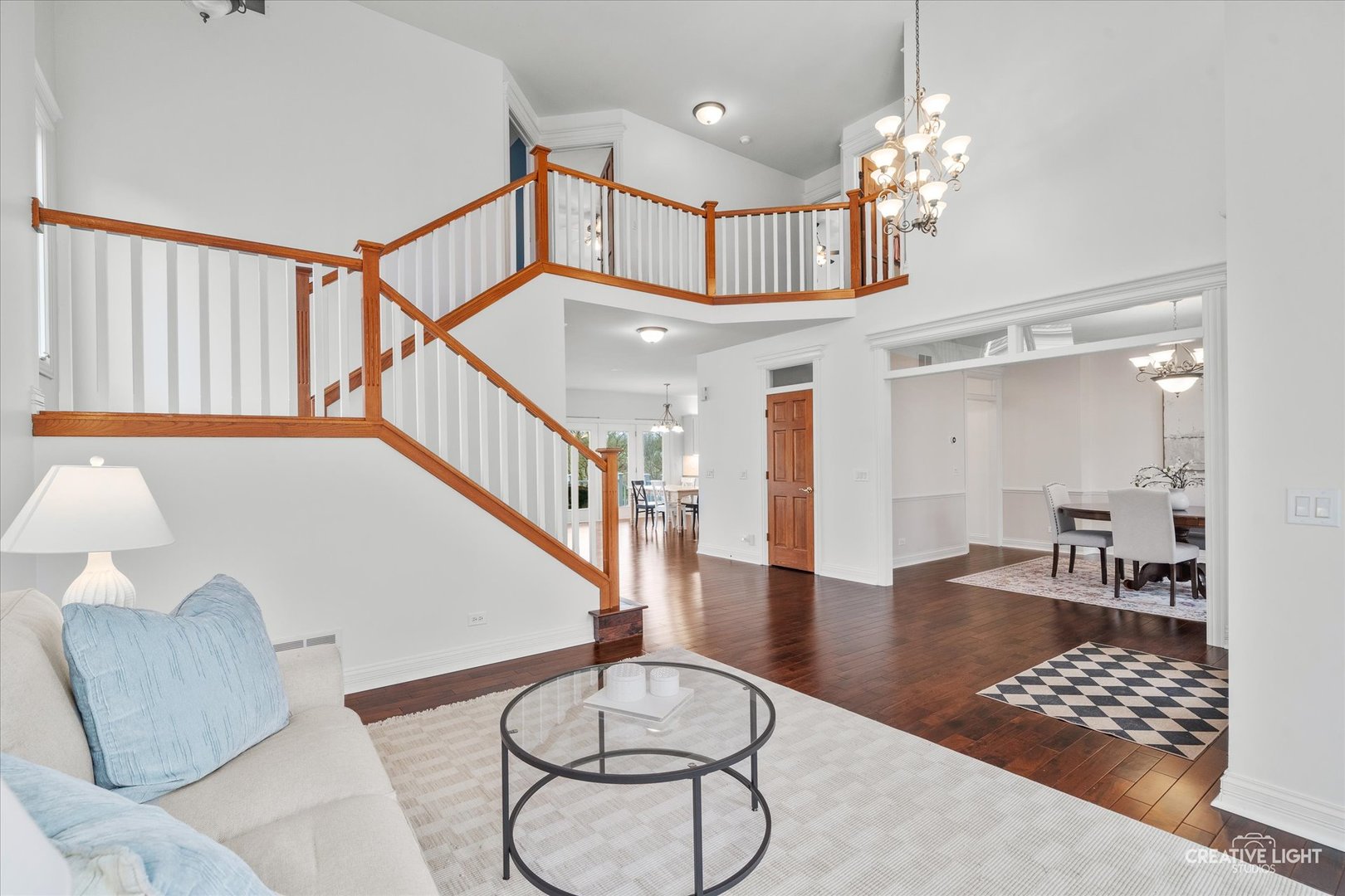 612 Waters Edge Drive, South Elgin, IL 60177