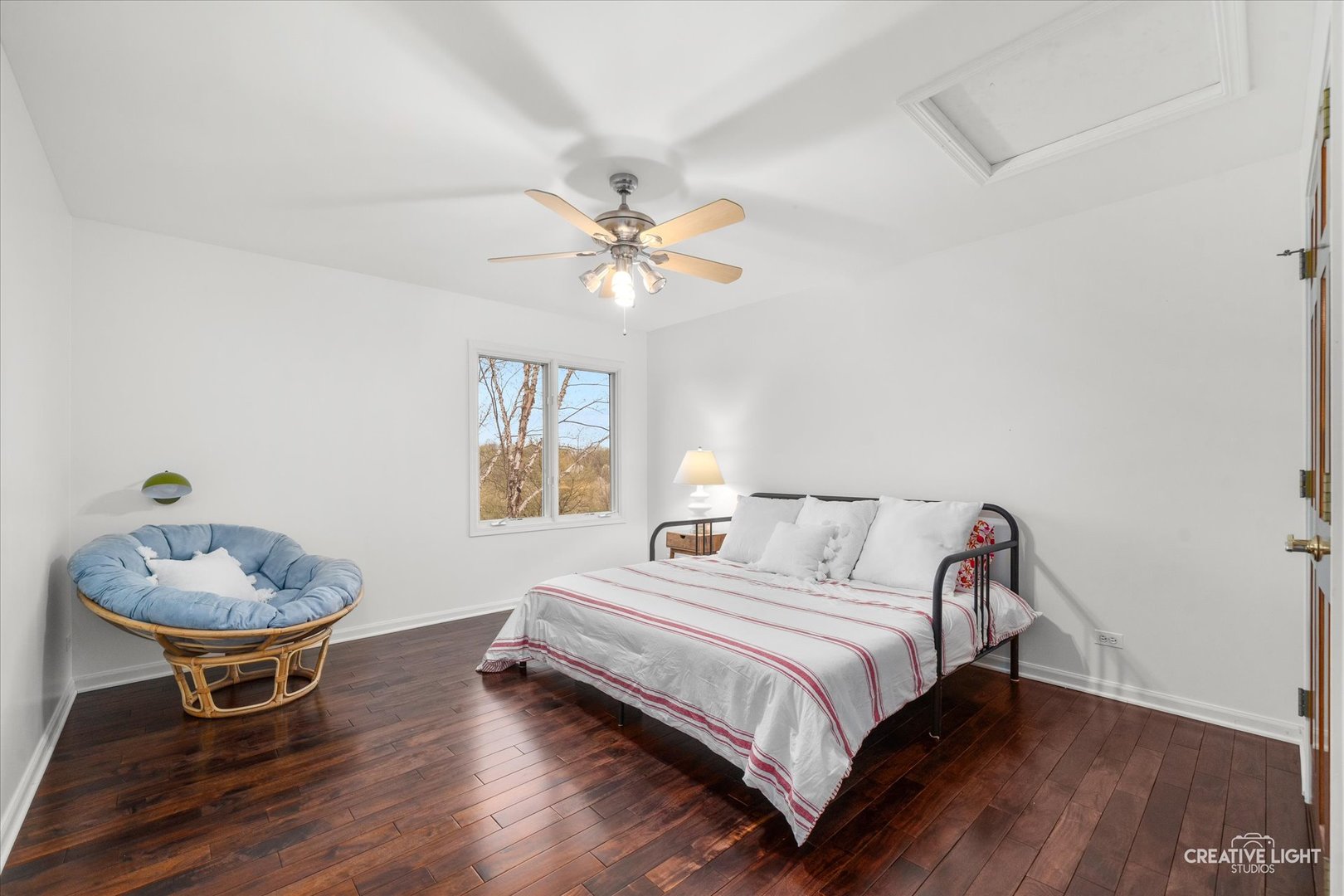 612 Waters Edge Drive, South Elgin, IL 60177