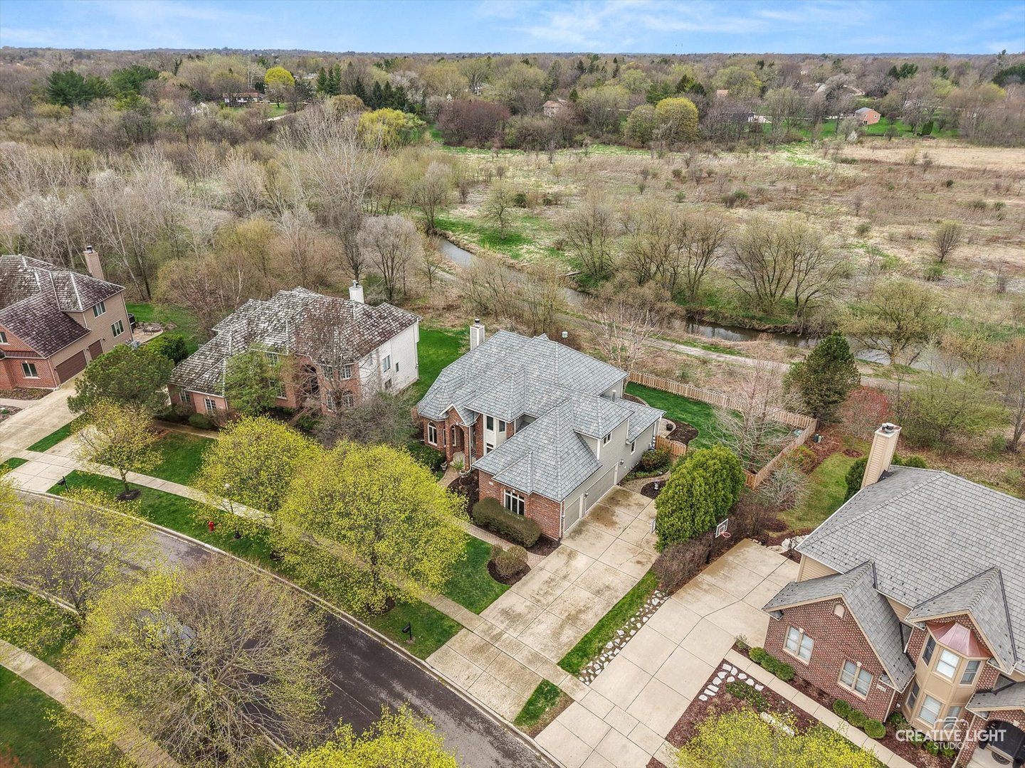 612 Waters Edge Drive, South Elgin, IL 60177