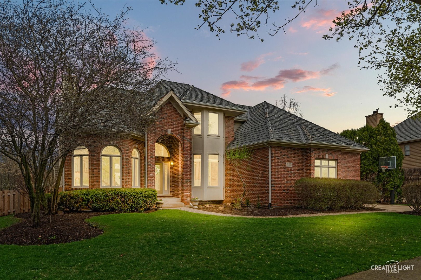 612 Waters Edge Drive, South Elgin, IL 60177