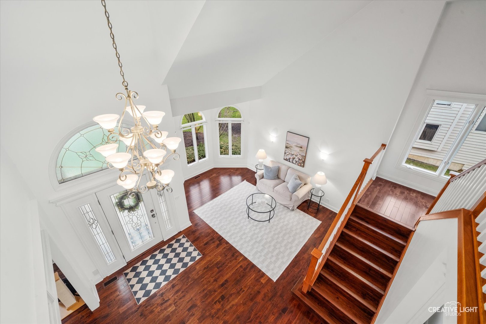 612 Waters Edge Drive, South Elgin, IL 60177