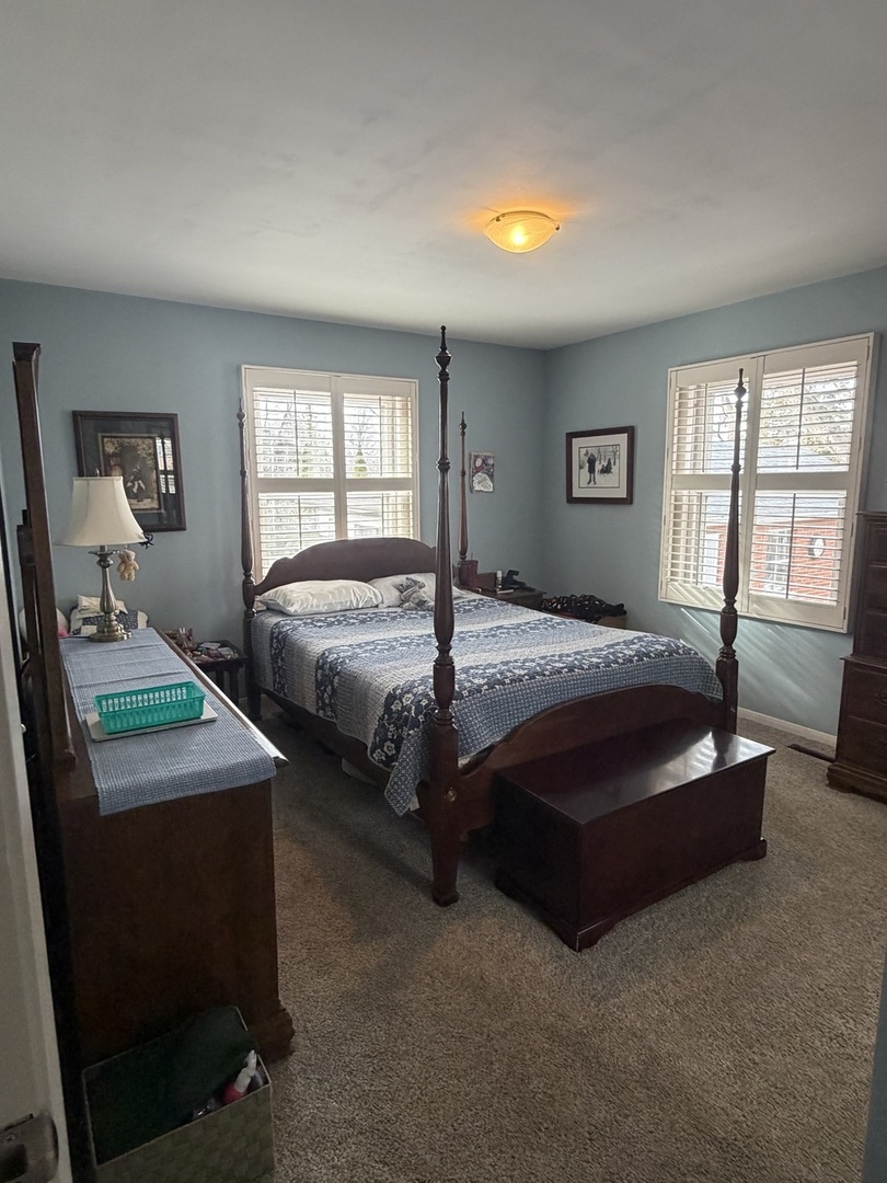 320 W Harrison Road, Lombard, IL 60148