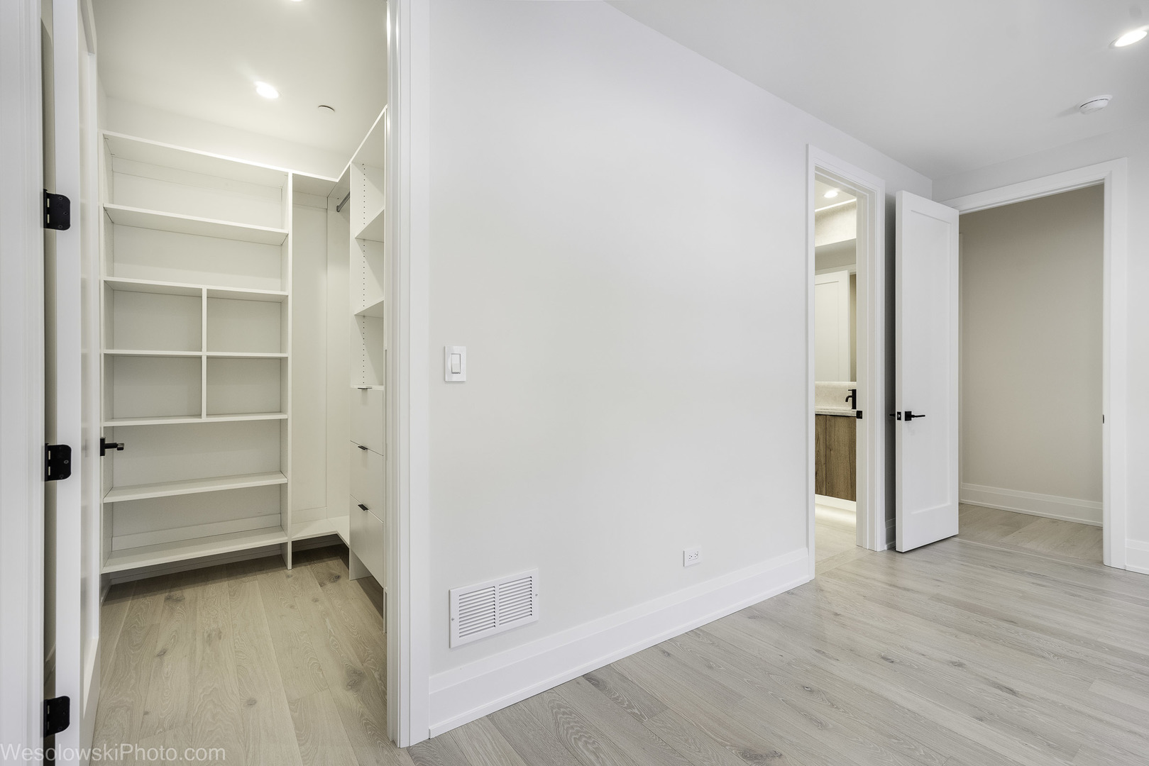 23388 N BIRCHWOOD Lane, Deerfield, IL 60015