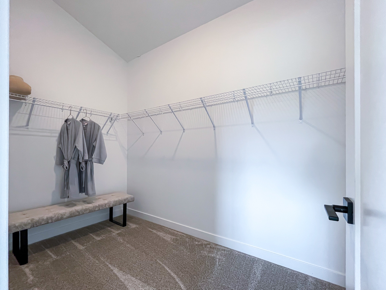 245 Regency Court #E, Wauconda, IL 60084