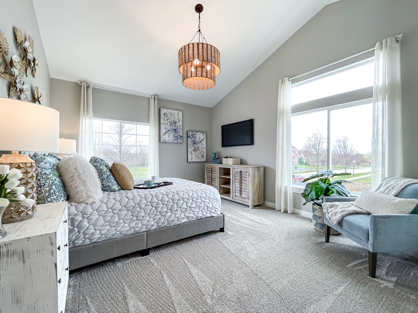 245 Regency Court #E, Wauconda, IL 60084