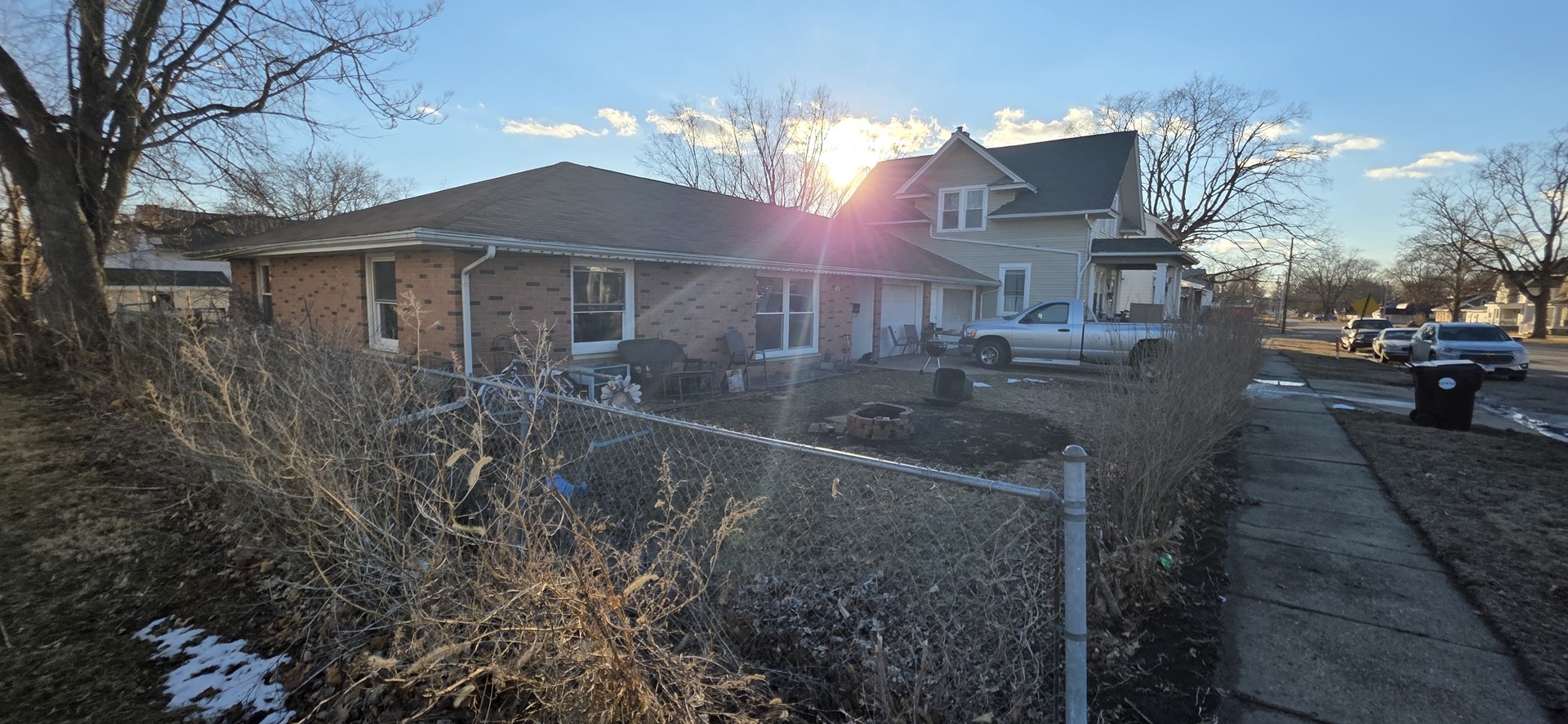 110 W JACKSON Street, Abingdon, IL 61410